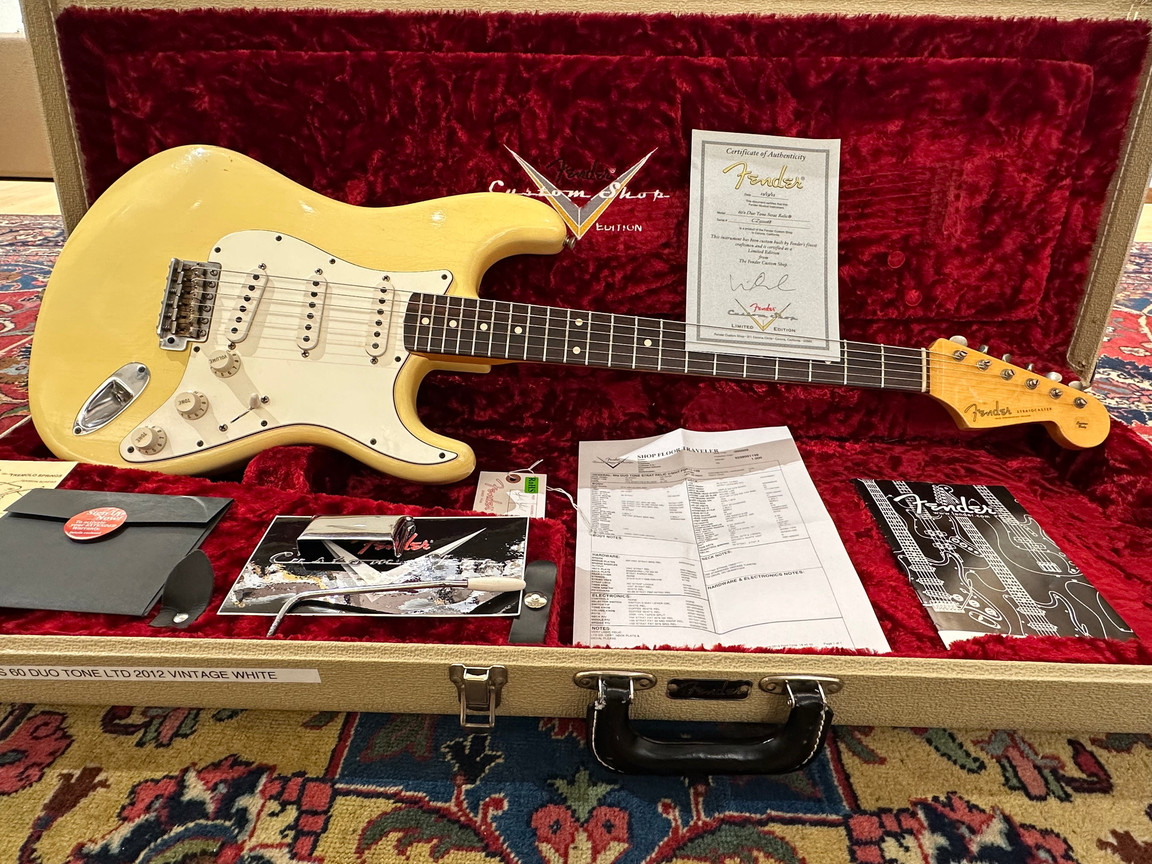Fender Custom Shop '60 Duo Tone LTD Relic Abigail Ybarra Pickups Stratocaster 2012 Vintage White