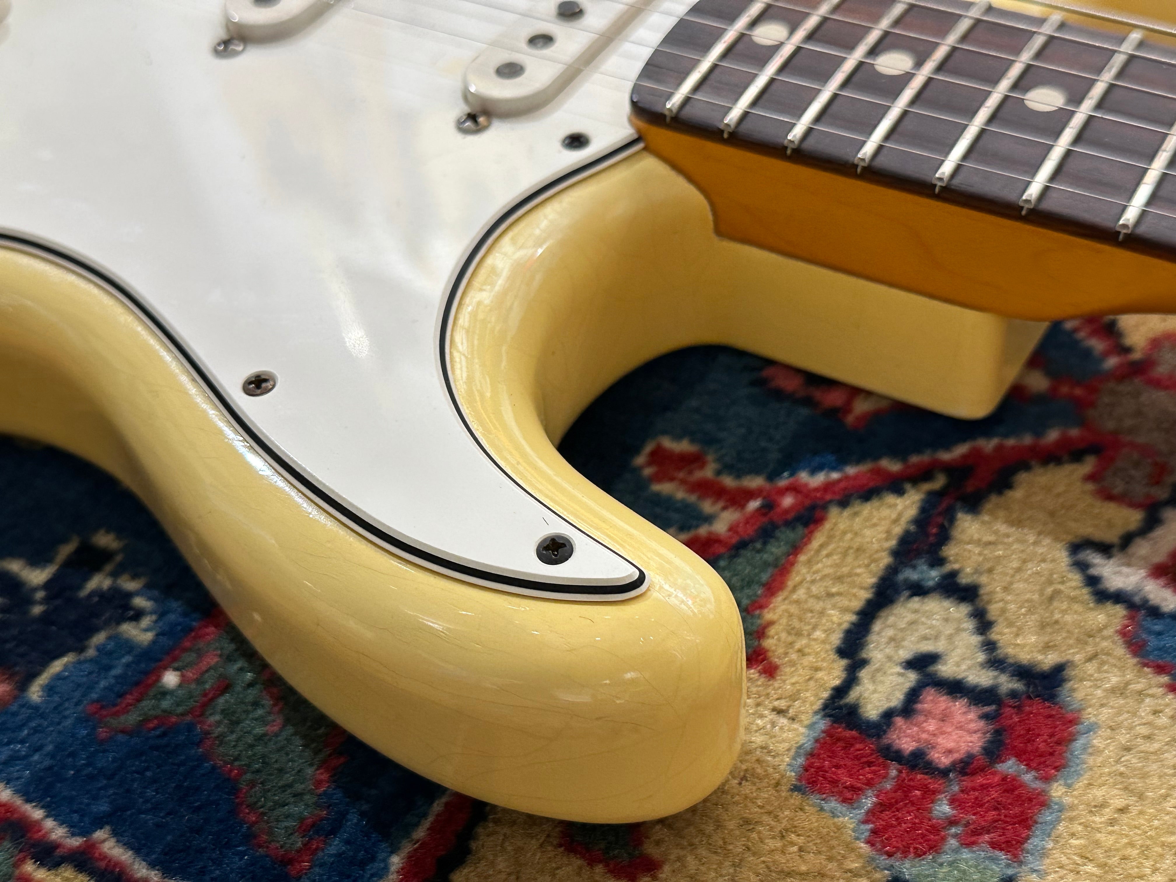 Fender Custom Shop '60 Duo Tone LTD Relic Abigail Ybarra Pickups Stratocaster 2012 Vintage White