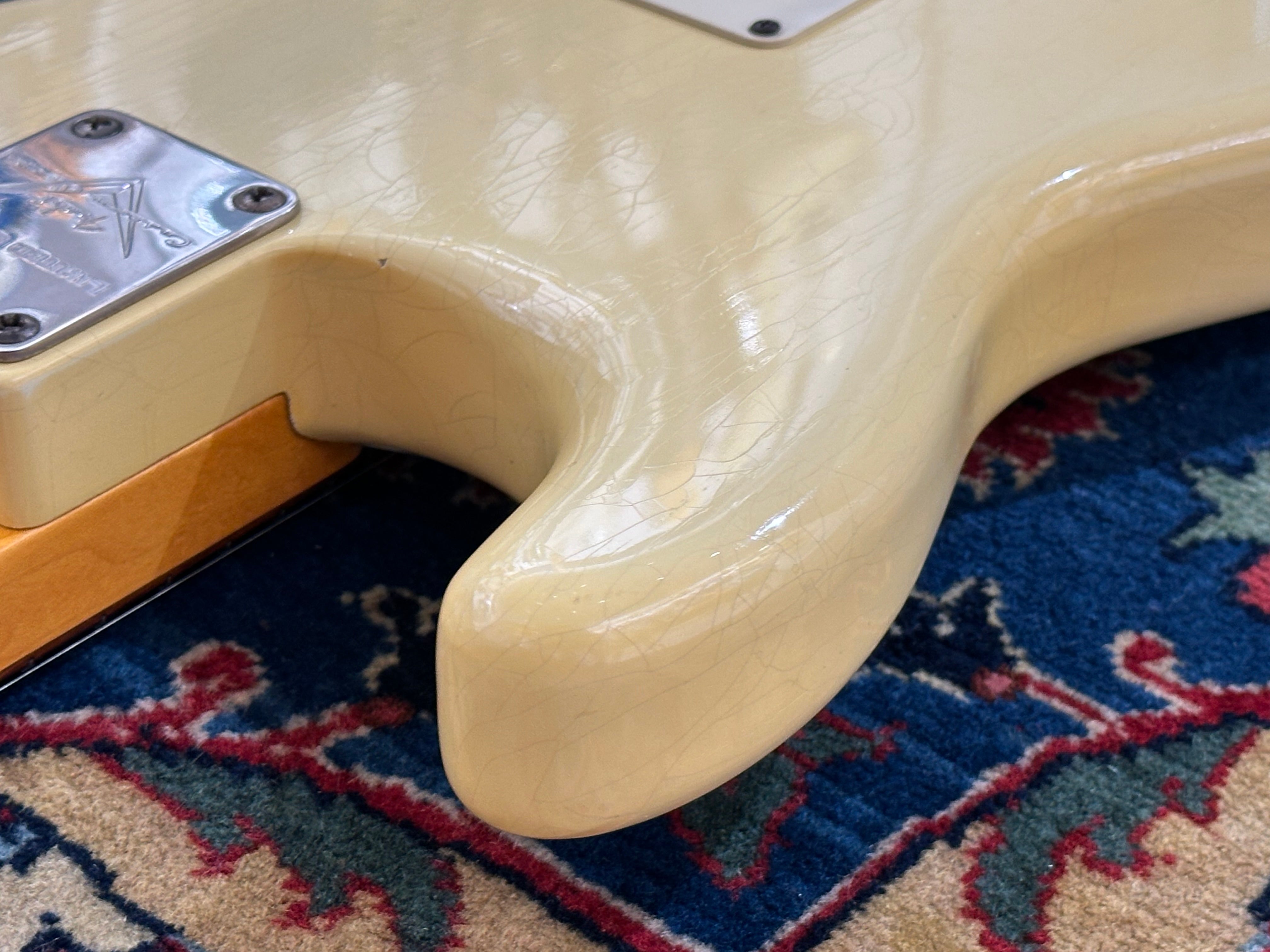 Fender Custom Shop '60 Duo Tone LTD Relic Abigail Ybarra Pickups Stratocaster 2012 Vintage White