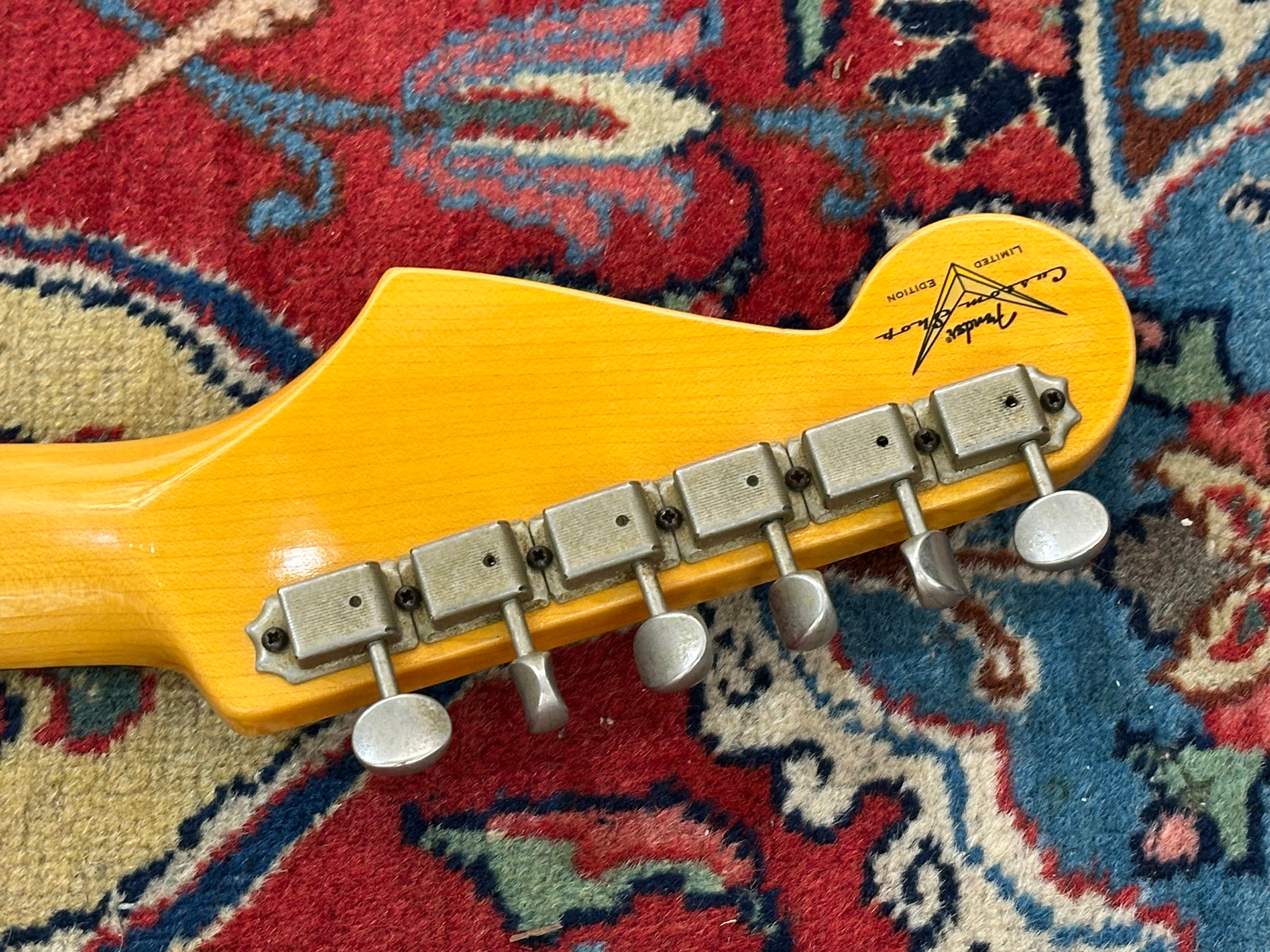 Fender Custom Shop '60 Duo Tone LTD Relic Abigail Ybarra Pickups Stratocaster 2012 Vintage White