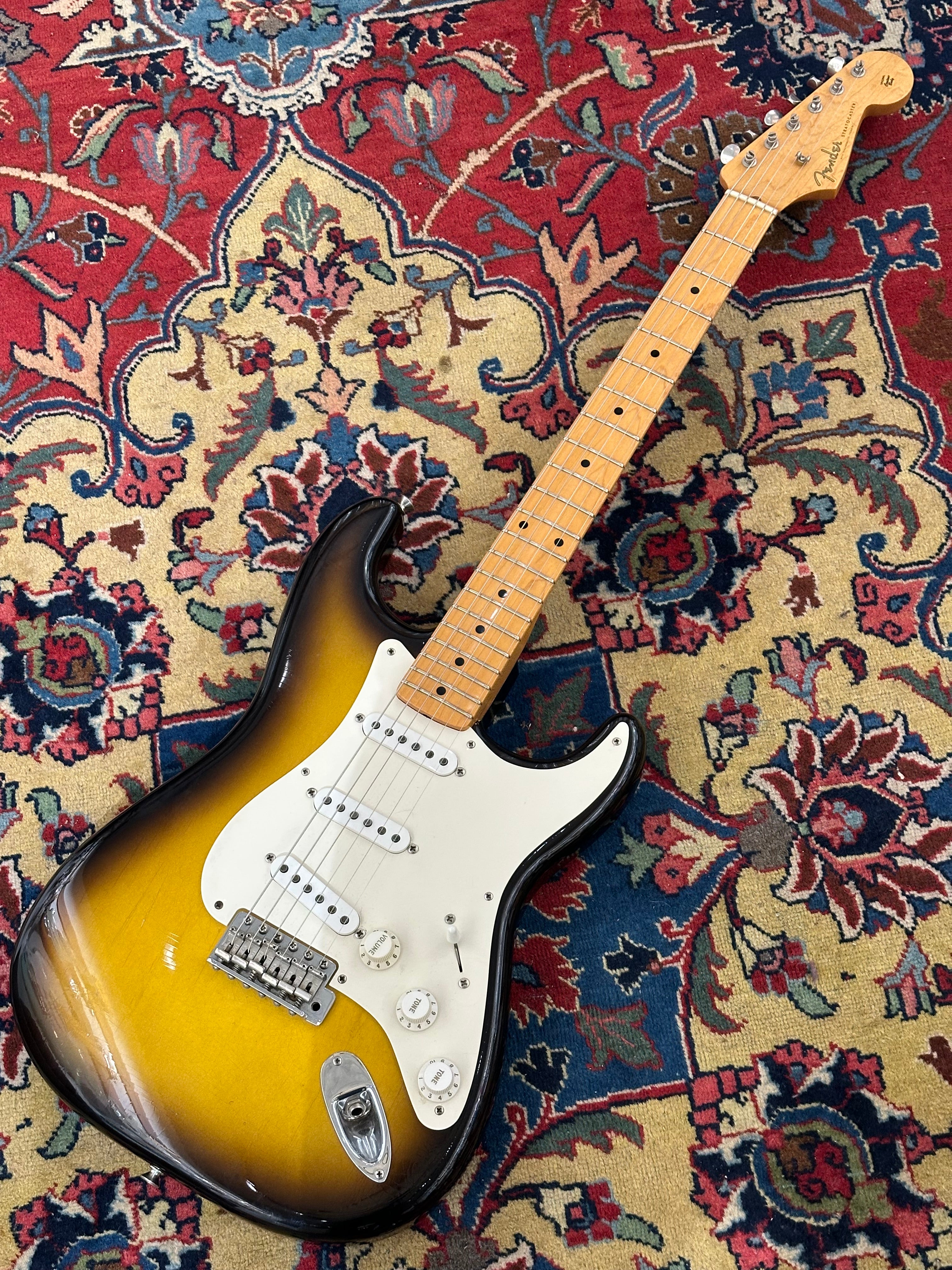 Reserved - Fender Custom Shop '56 Closet Classic Stratocaster 2002 Sunburst