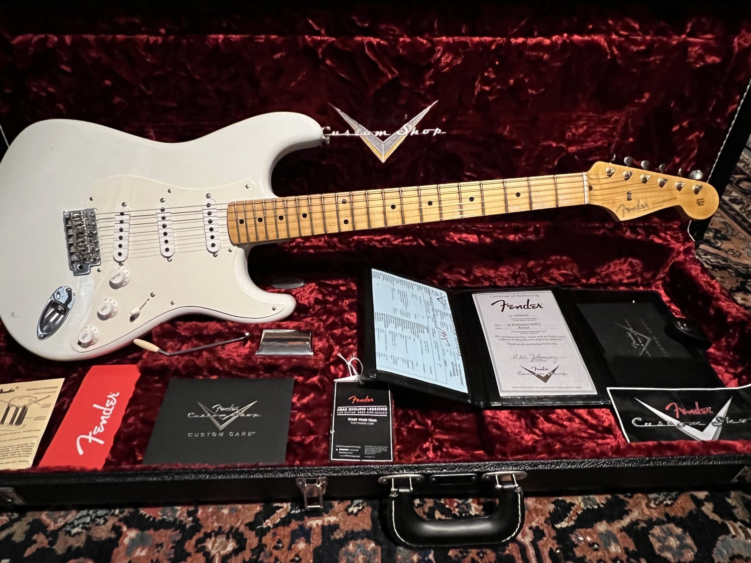 Fender Custom Shop '57 C-shape neck Journeyman Stratocaster 2019 Olympic White