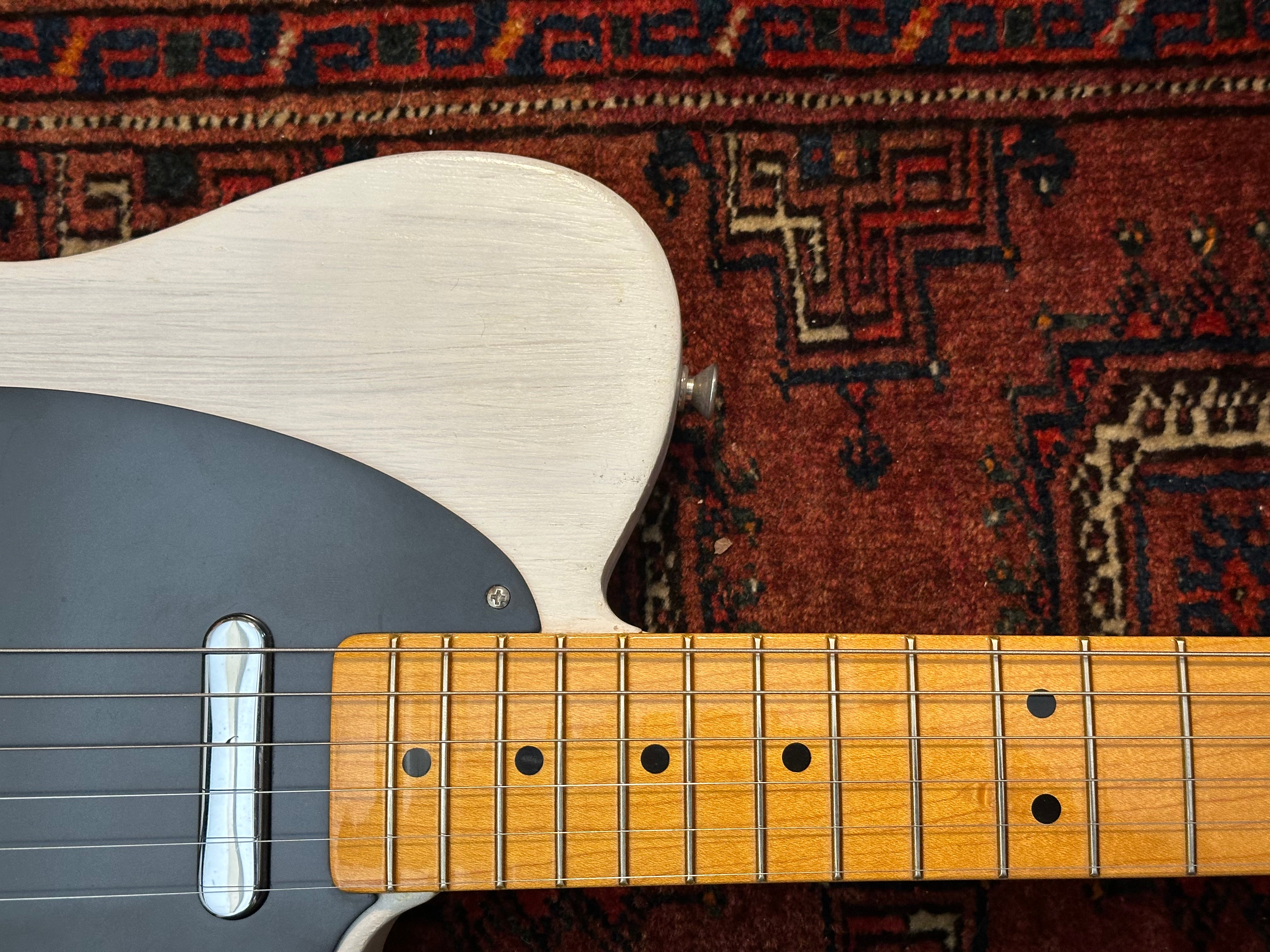 Fender "Tele-bration" LTD 60th Anniversary Old Pine Telecaster 2011 Whitewash