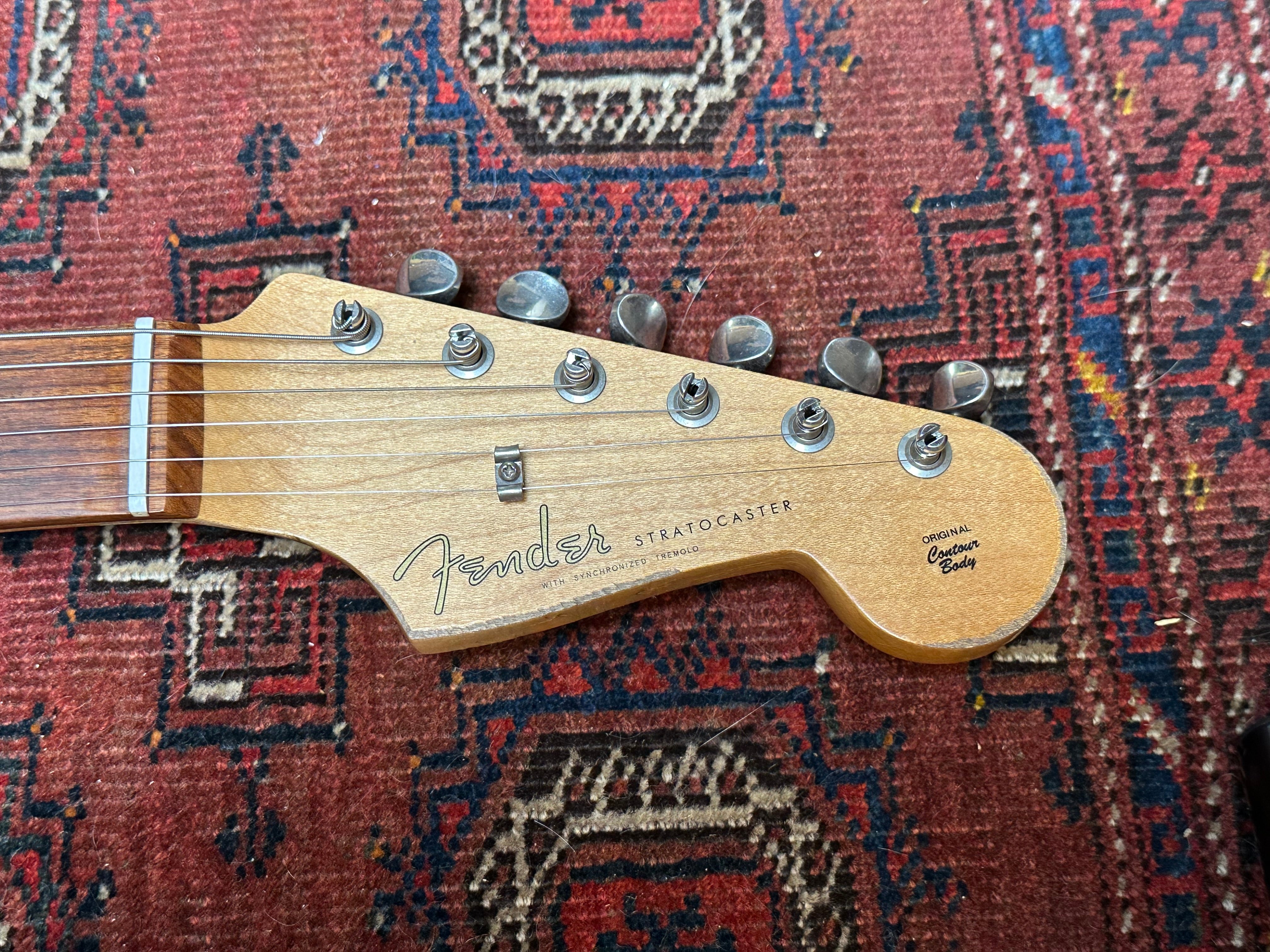 Fender Vintera '60 Roadworn Stratocaster 2021 Firemist Gold