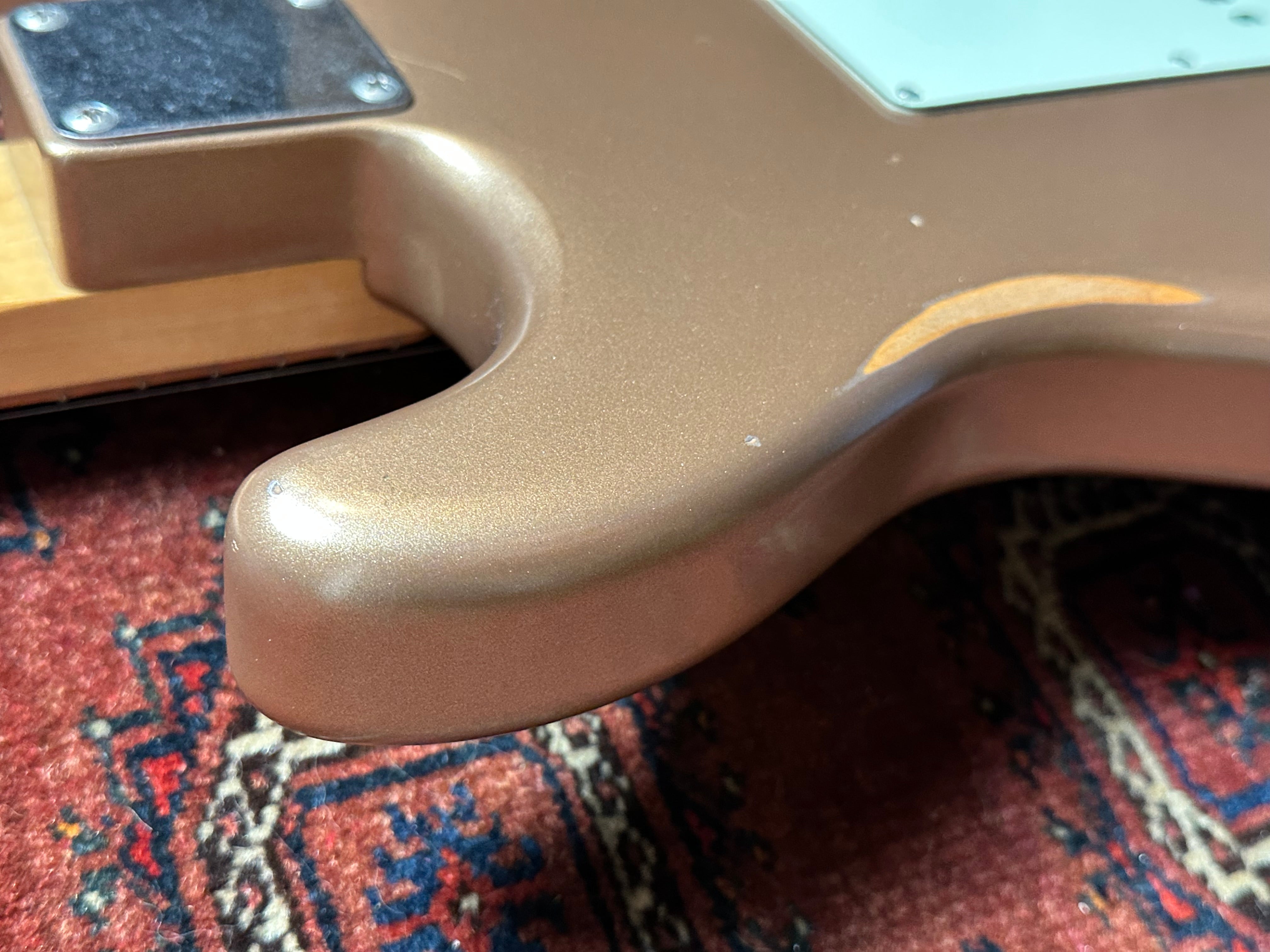 Fender Vintera '60 Roadworn Stratocaster 2021 Firemist Gold