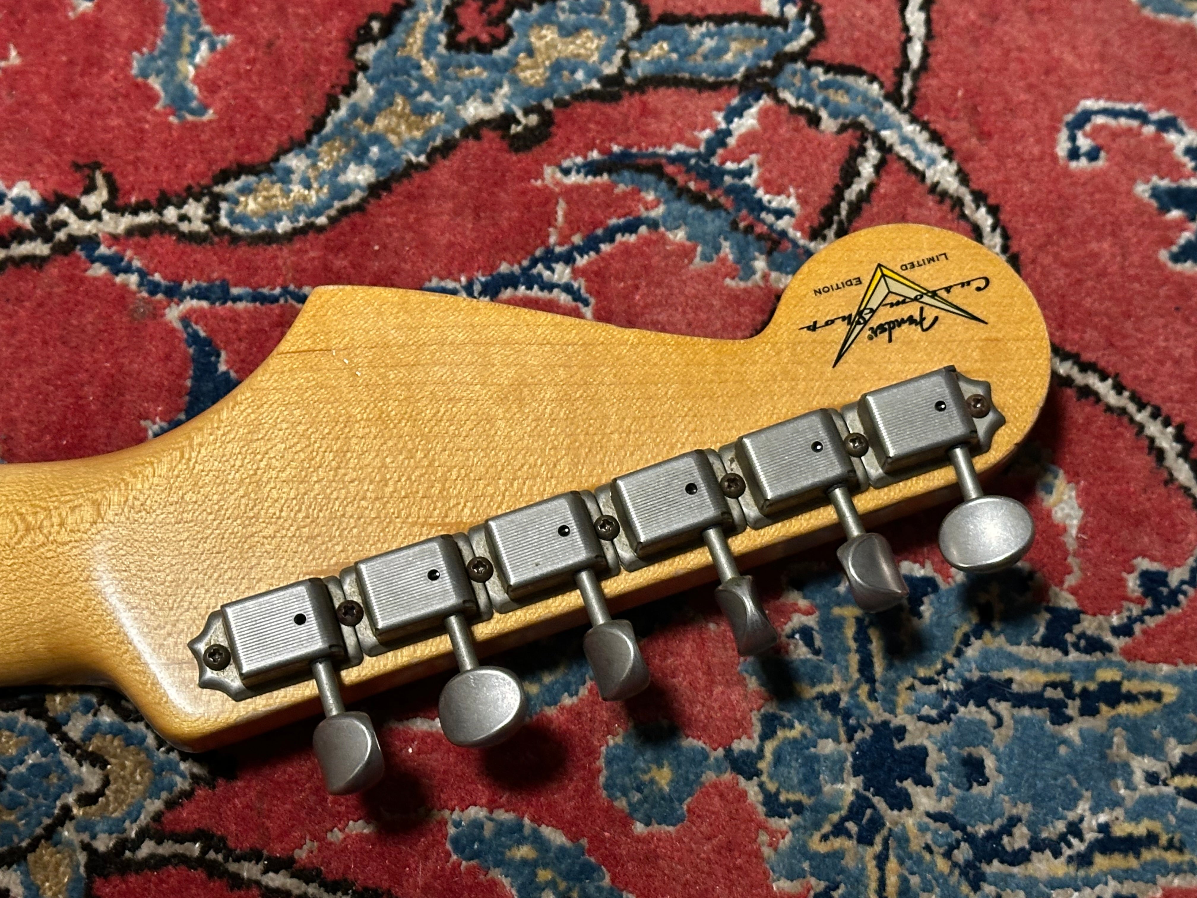 Fender Custom Shop '60 Duo Tone LTD Relic Abigail Ybarra Pickups Stratocaster 2012 Vintage White