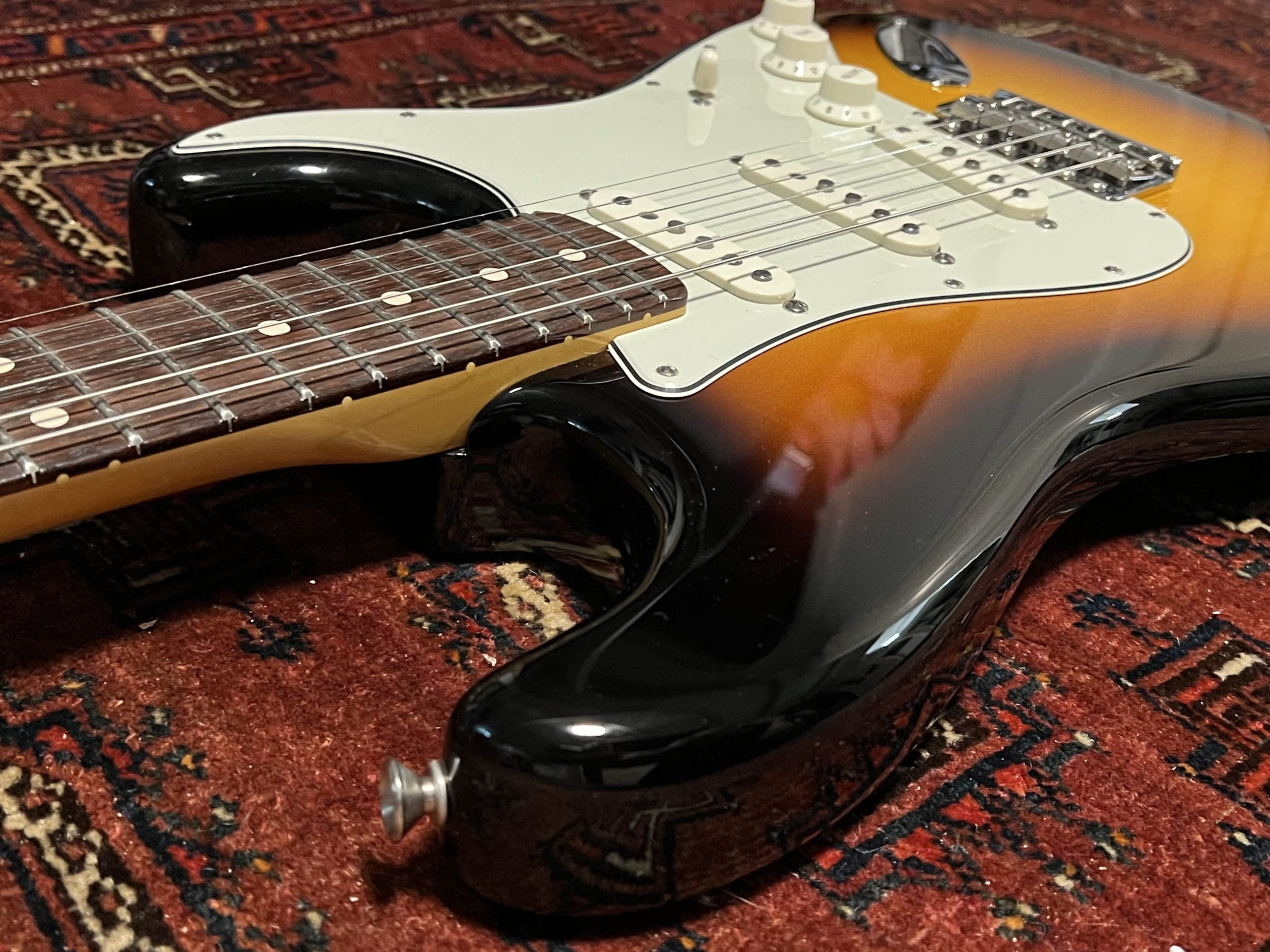 SOLD - 2022 Fender Custom Shop '66 NOS Stratocaster Faded 3Tone Sunburst