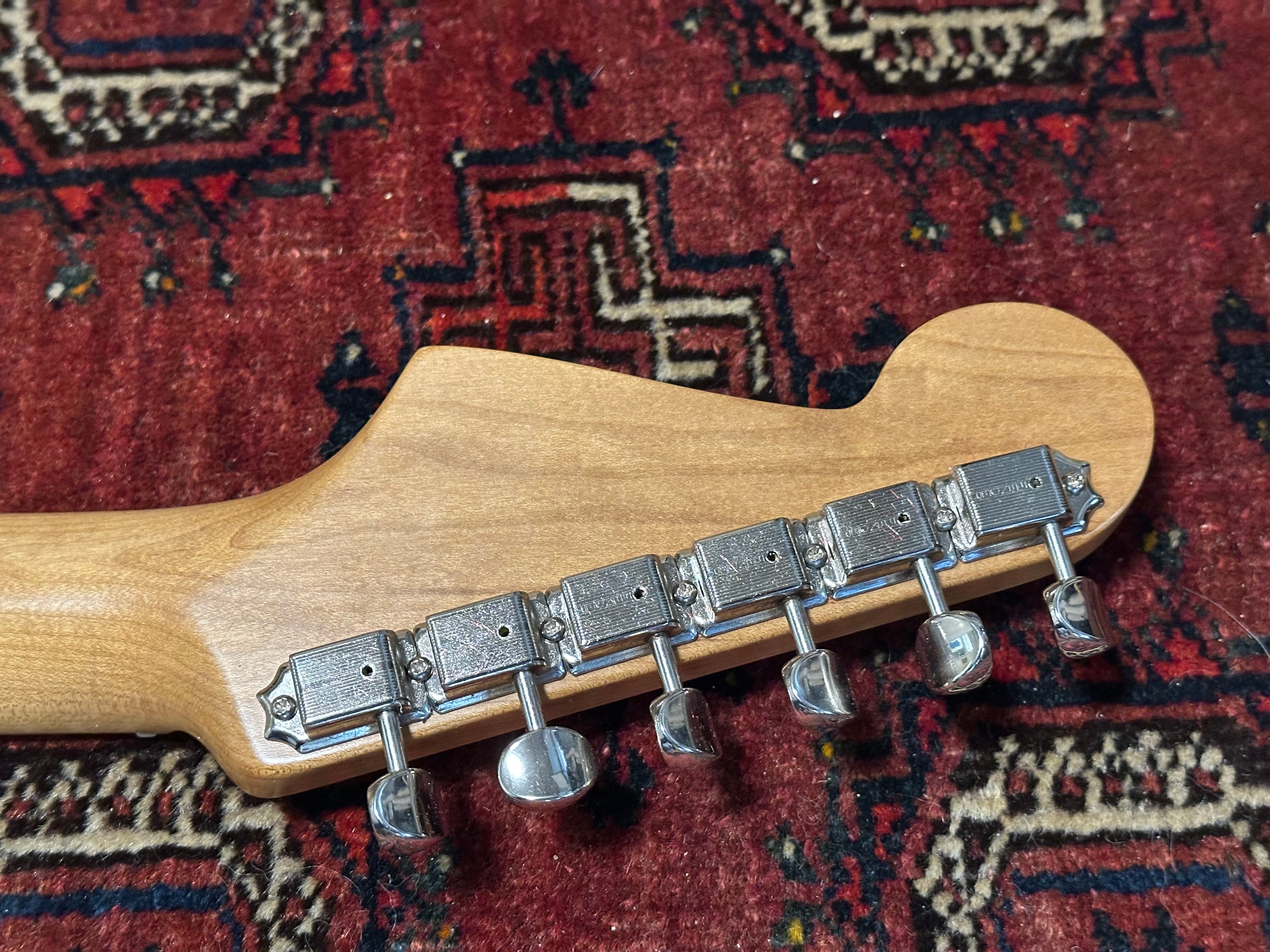 Fender American Vintage '56 LTD Roasted Ash Stratocaster 2017