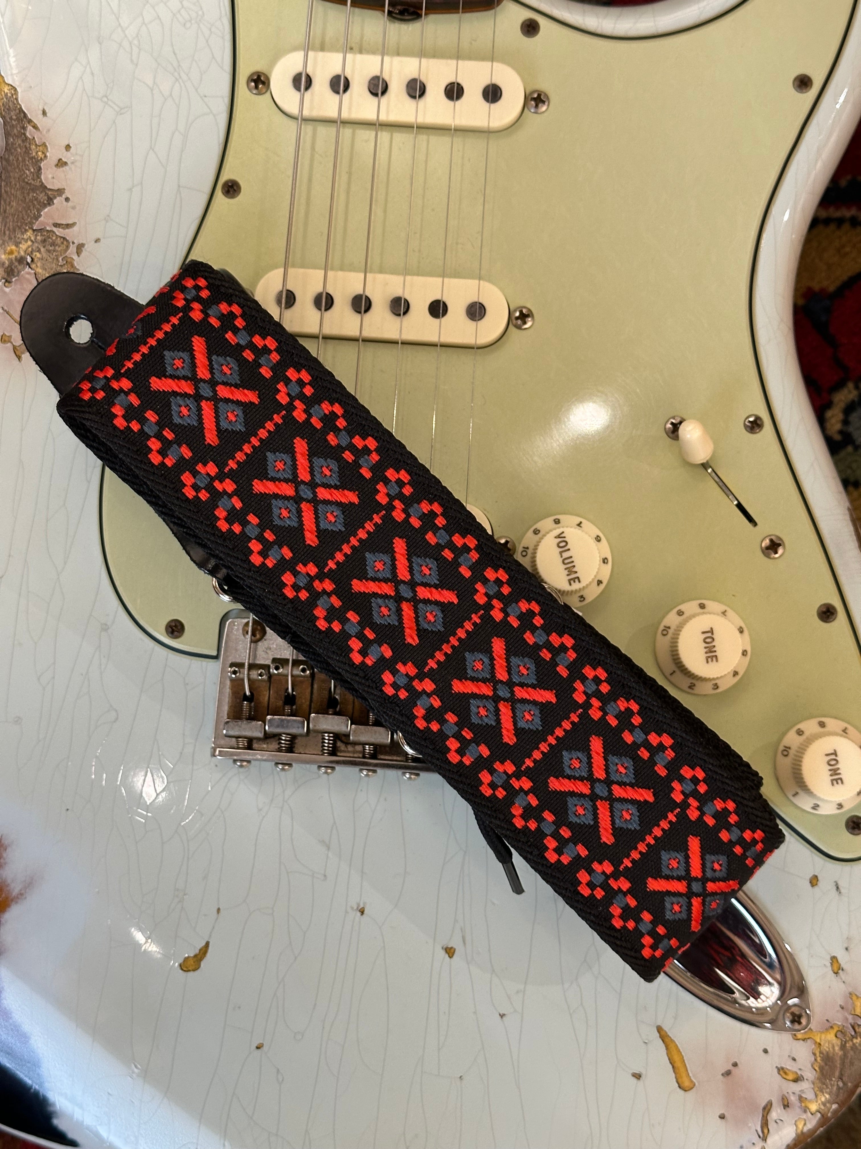 Fender guitar strap, Pasadena woven, lattice red