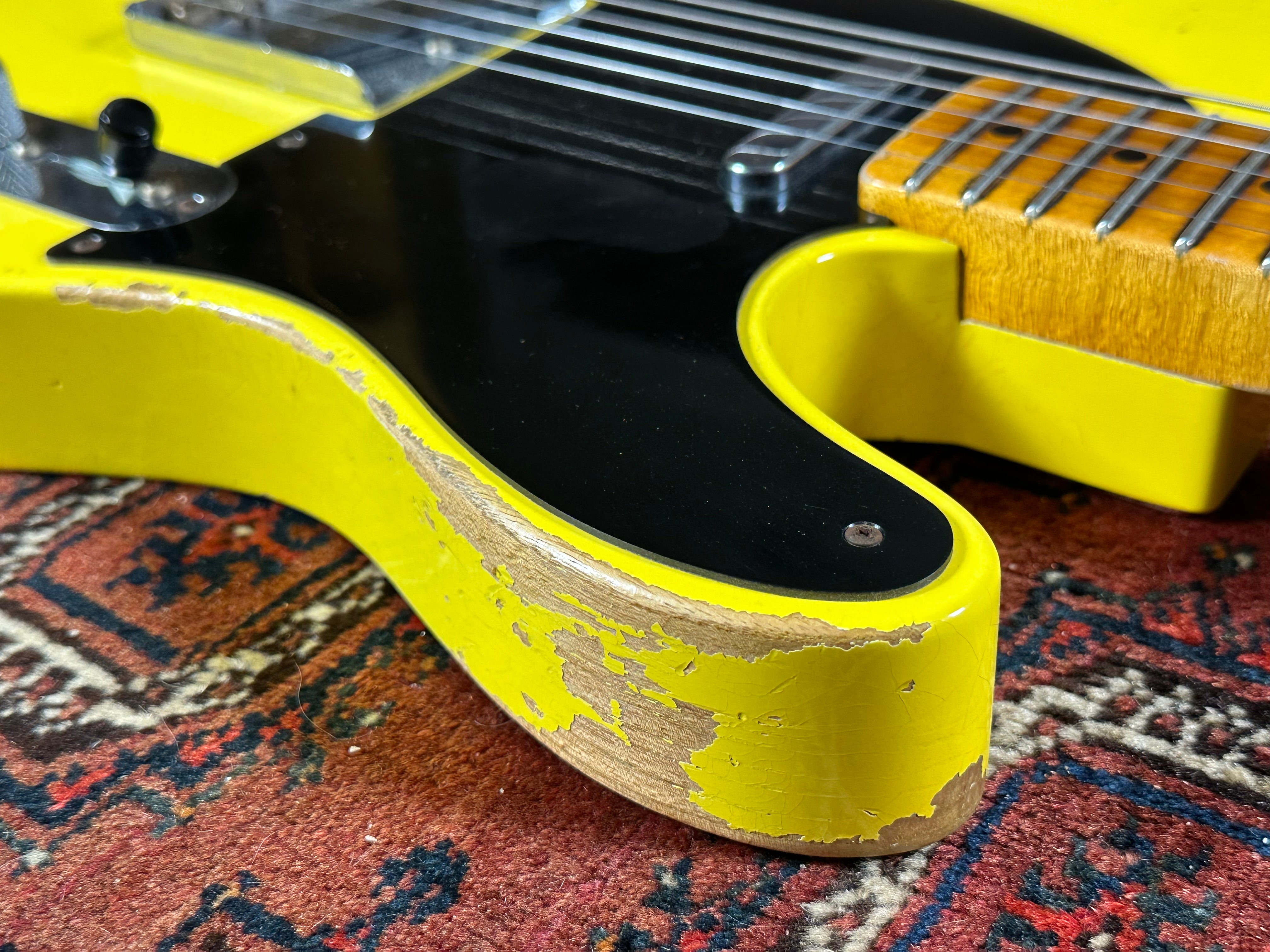 Fender Custom Shop '52 Heavy Relic Telecaster 2013 Graffiti Yellow