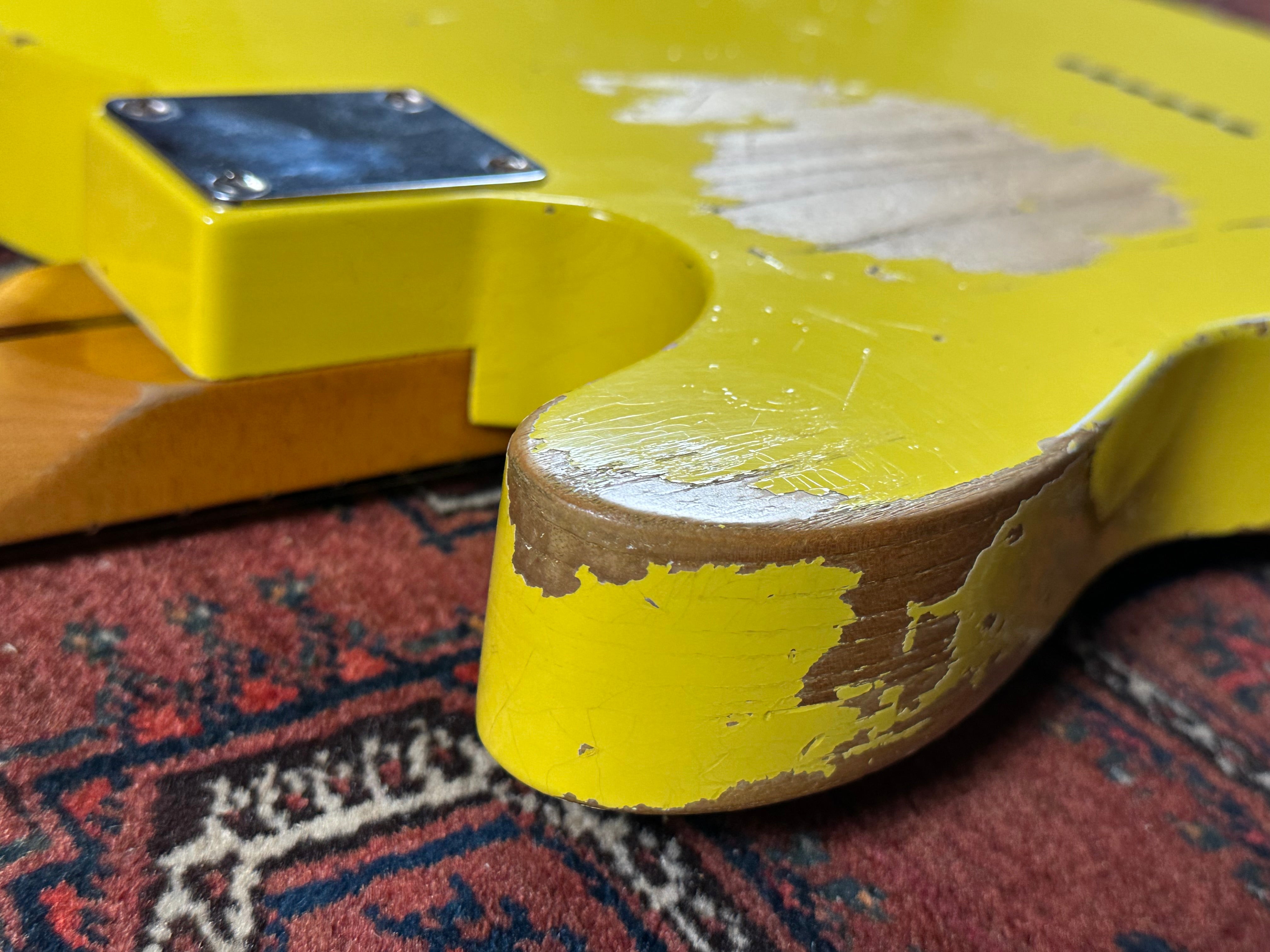 Fender Custom Shop '52 Heavy Relic Telecaster 2013 Graffiti Yellow