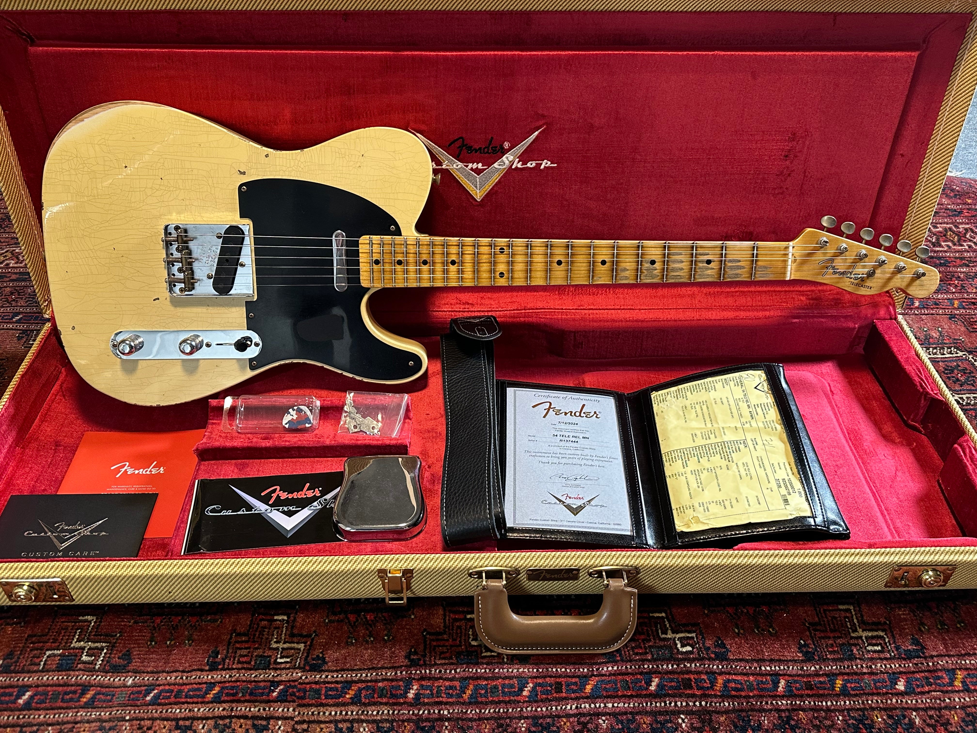 Fender Custom Shop '54 Relic Telecaster 2024 Aged White Blonde