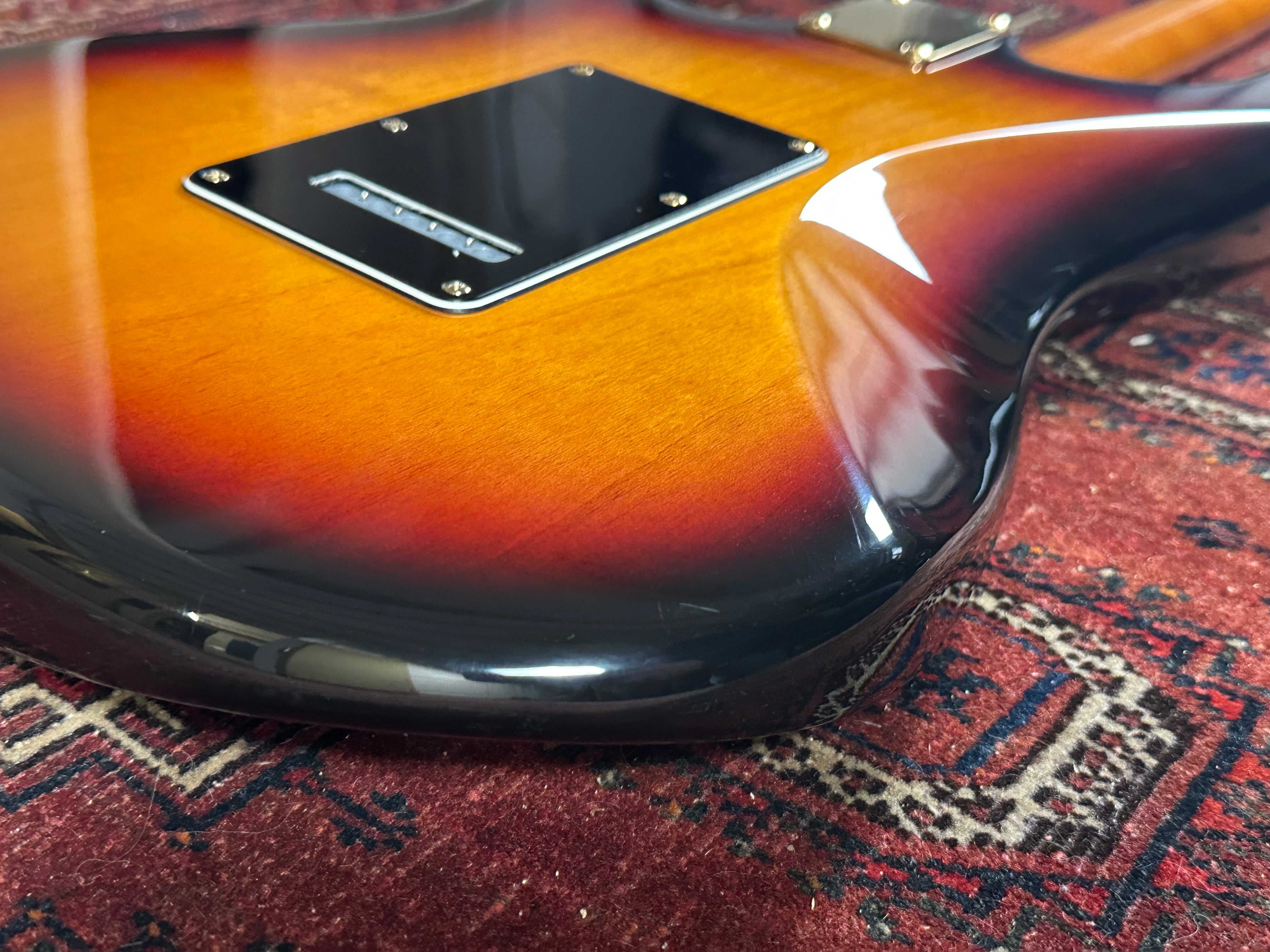 Fender Stevie Ray Vaughan SRV Signature Stratocaster 1998 Sunburst