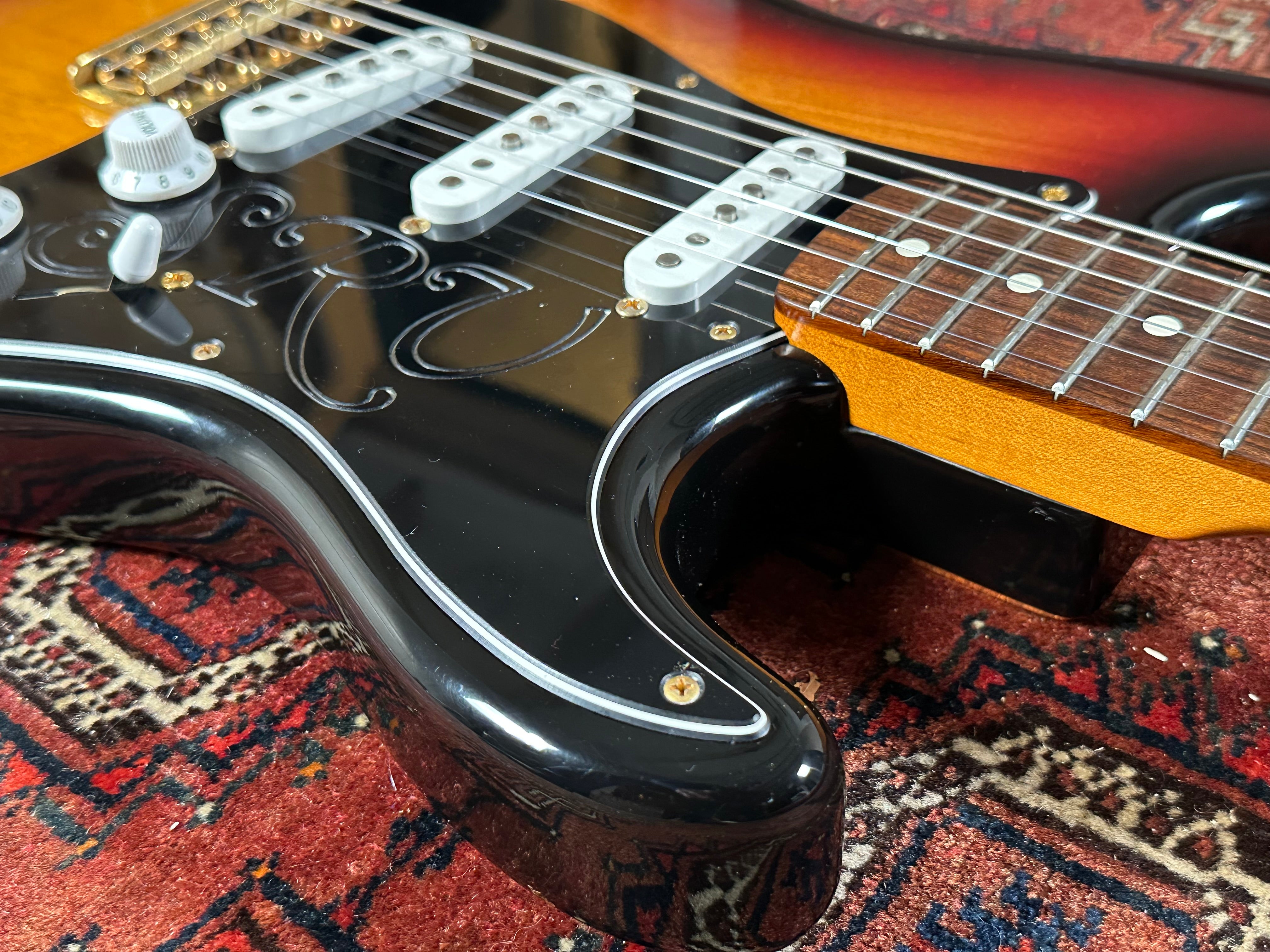 Fender Stevie Ray Vaughan SRV Signature Stratocaster 1998 Sunburst