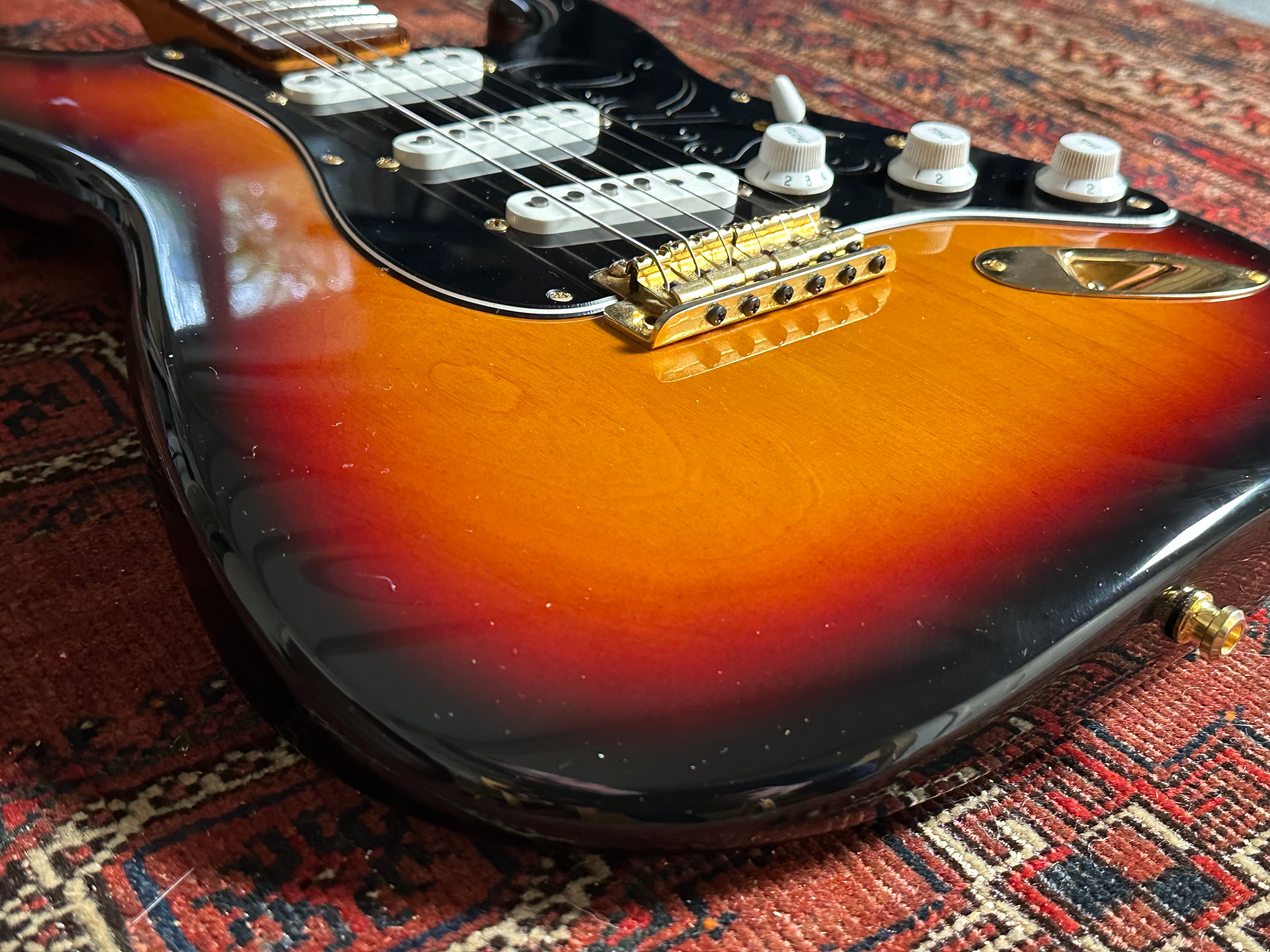 Fender Stevie Ray Vaughan SRV Signature Stratocaster 1998 Sunburst