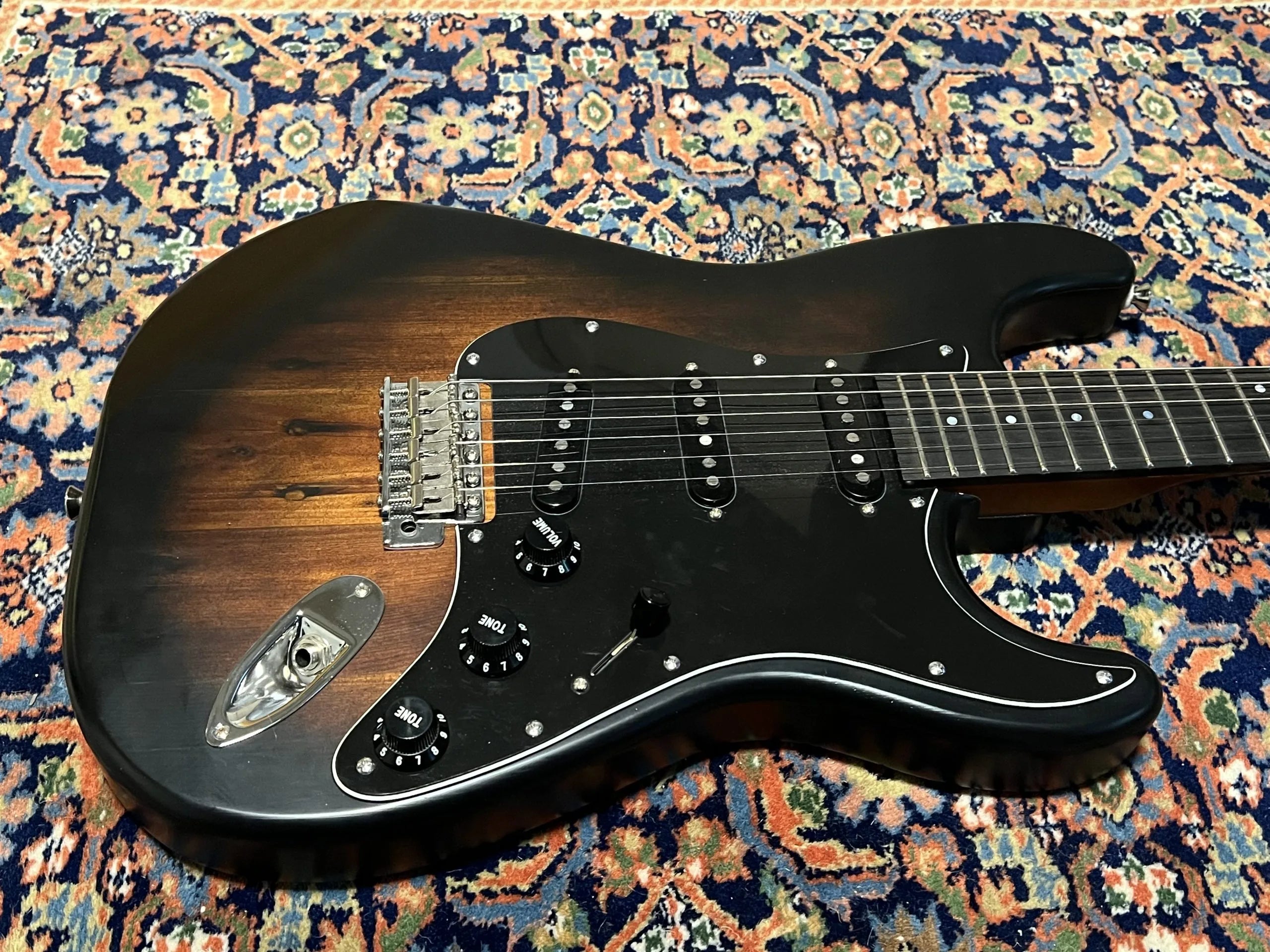 SOLD - Stoney Creek S-Style Sunburst