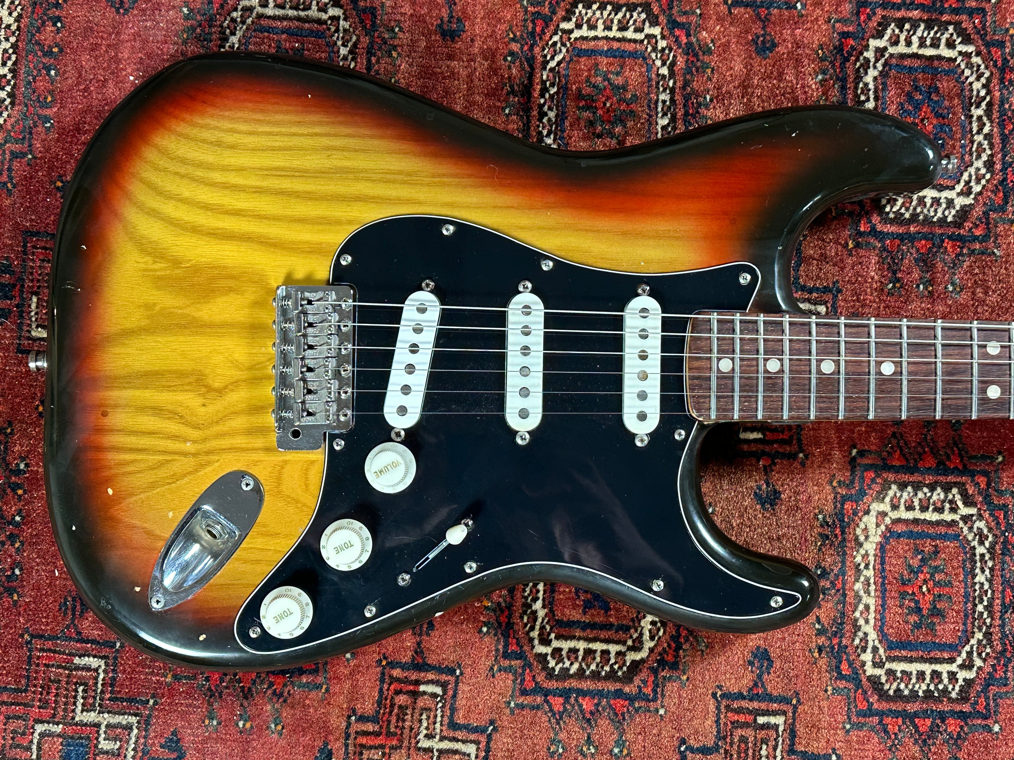 Fender Stratocaster Rosewood Fretboard 1976 Sunburst