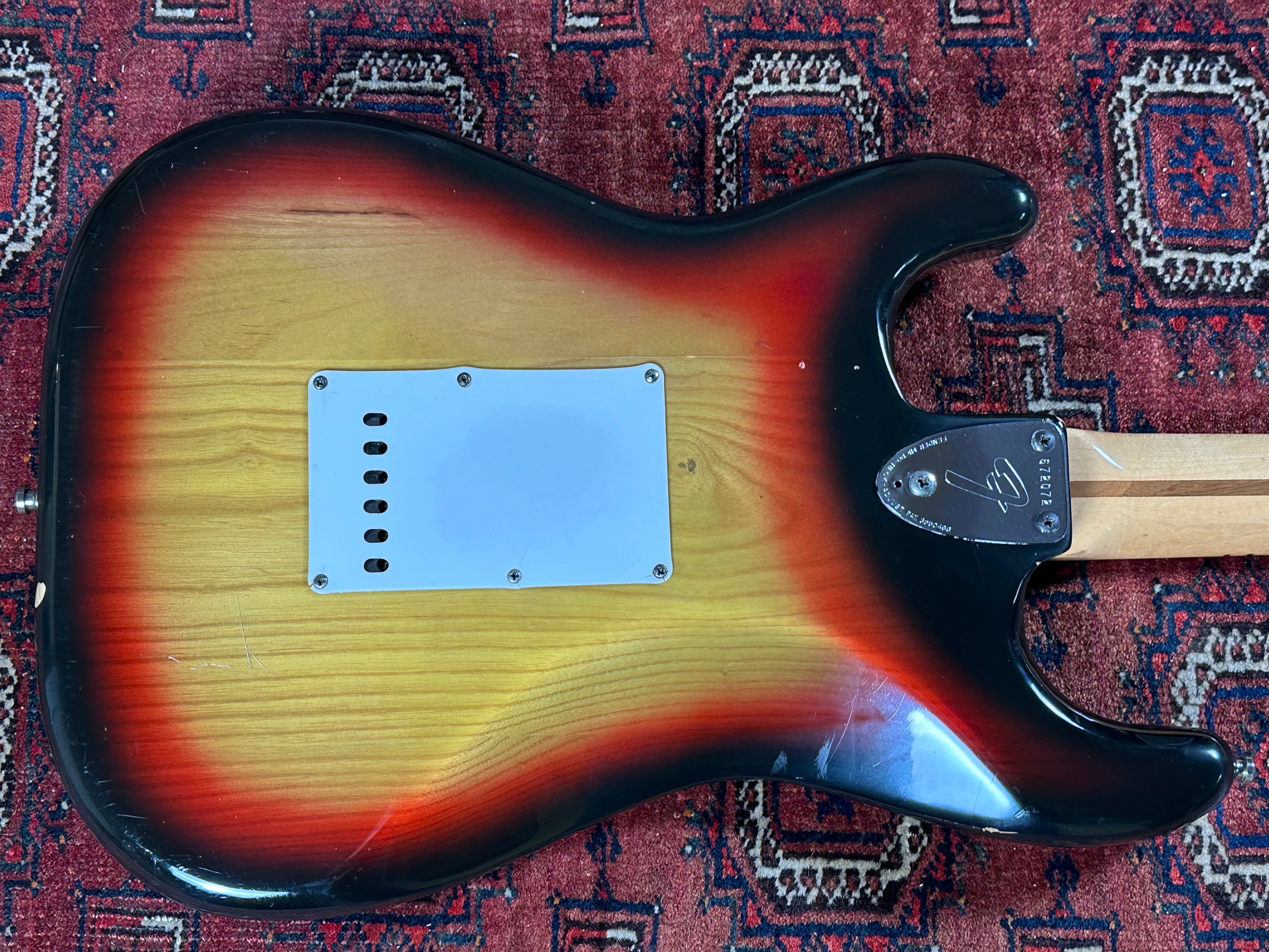Fender Stratocaster Rosewood Fretboard 1976 Sunburst