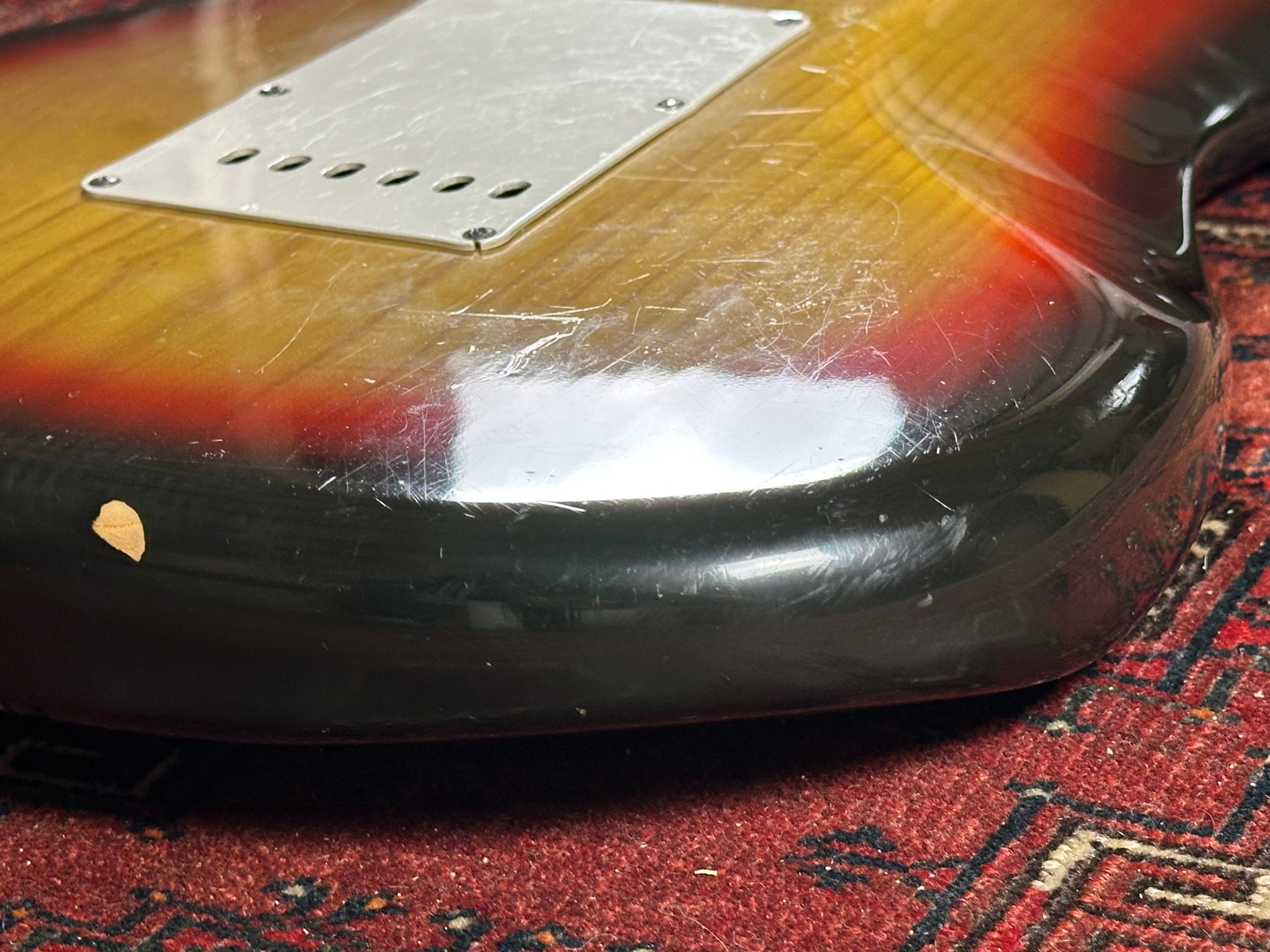 Fender Stratocaster Rosewood Fretboard 1976 Sunburst