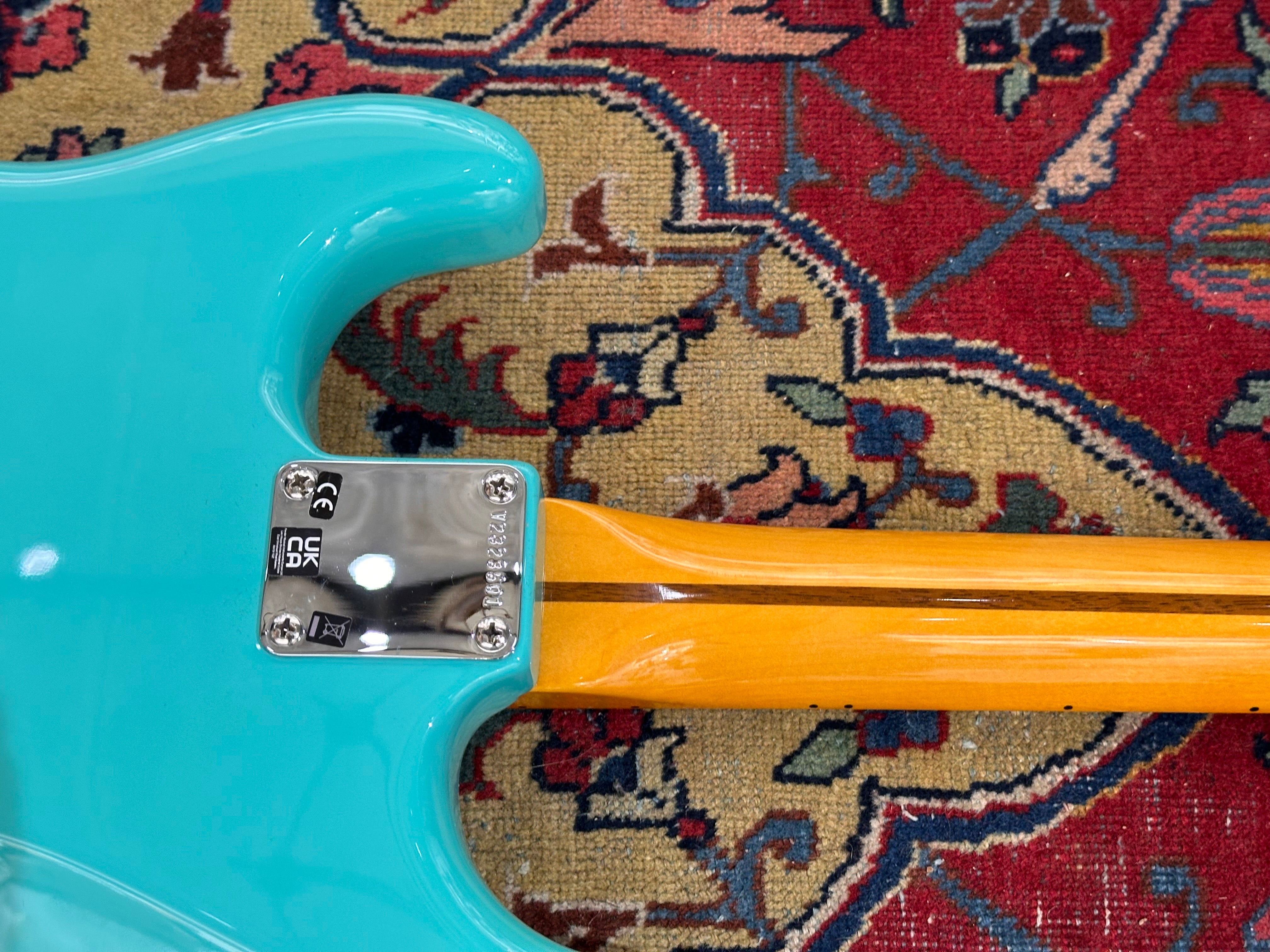 Fender American Vintage II Maple Neck Stratocaster 2023 Seafoam Green