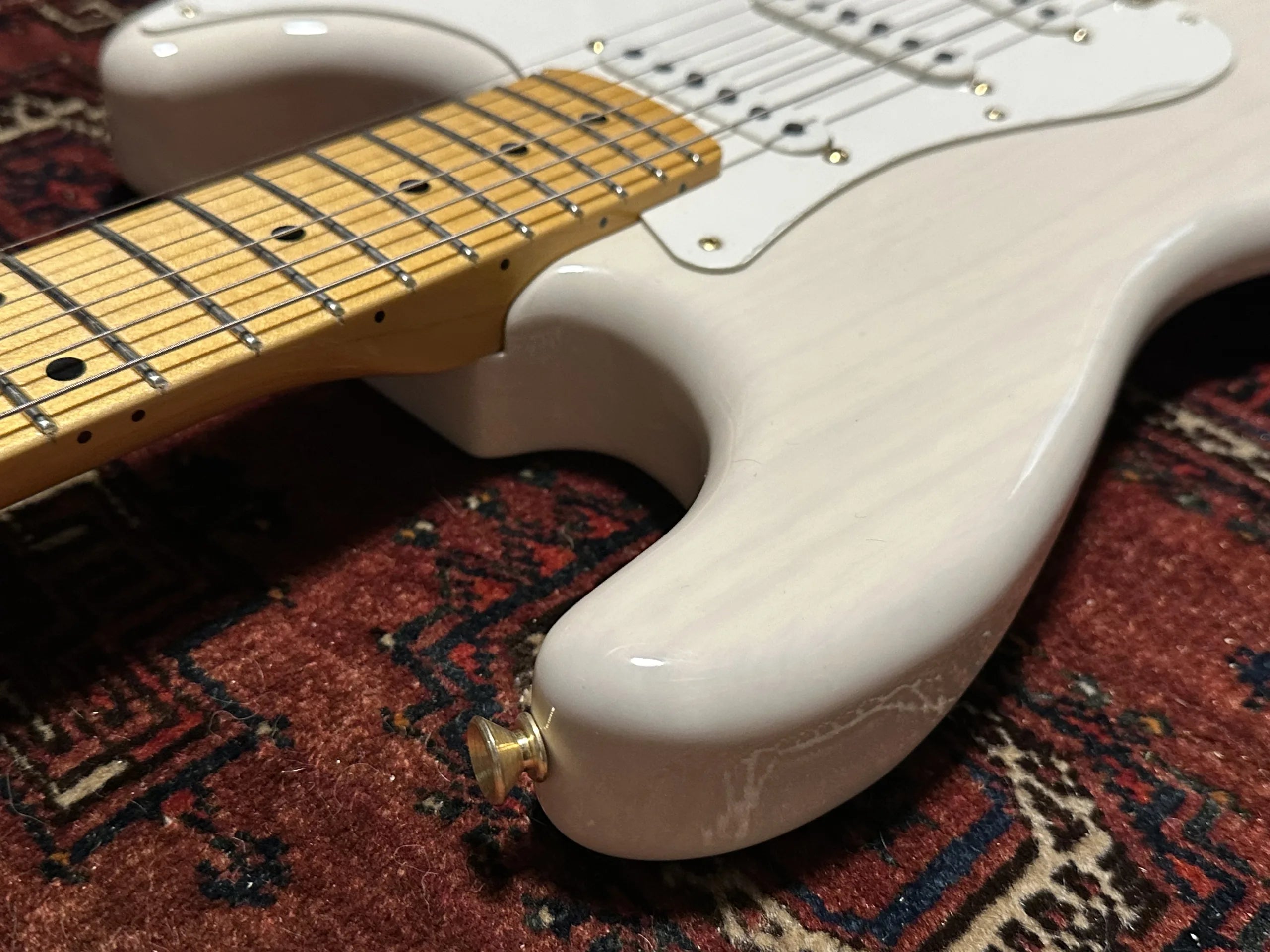 SOLD - Fender Custom Shop '57 "Mary Kaye" Closet Classic Stratocaster 2021 Aged White Blonde