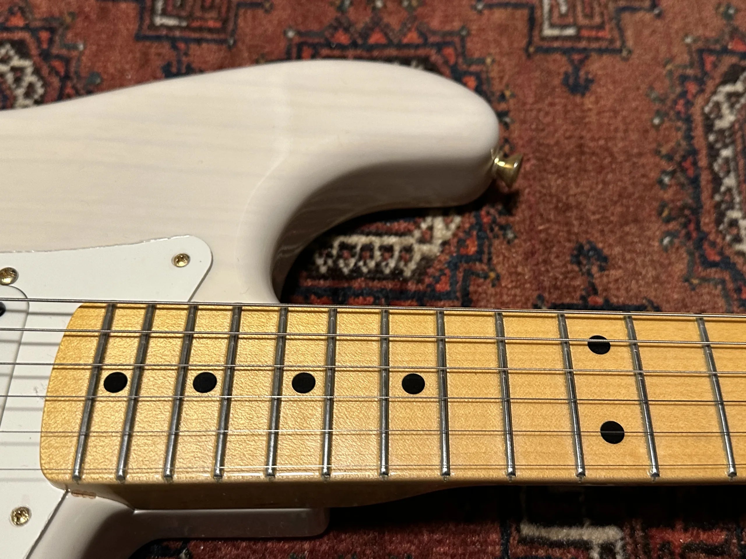 SOLD - Fender Custom Shop '57 "Mary Kaye" Closet Classic Stratocaster 2021 Aged White Blonde