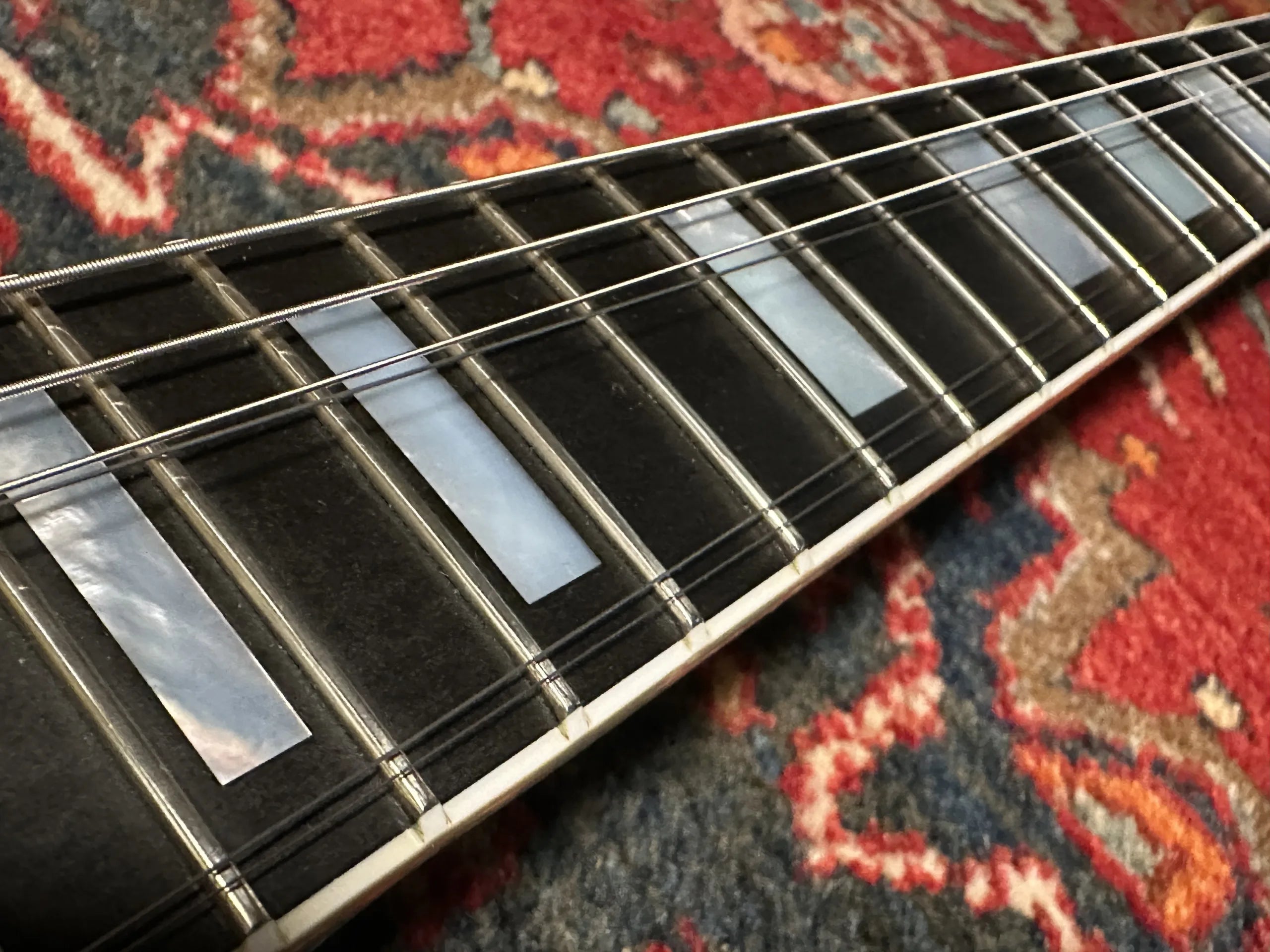 SOLD - Gibson Custom Shop Lucille B.B. King Tribute 2011 Black