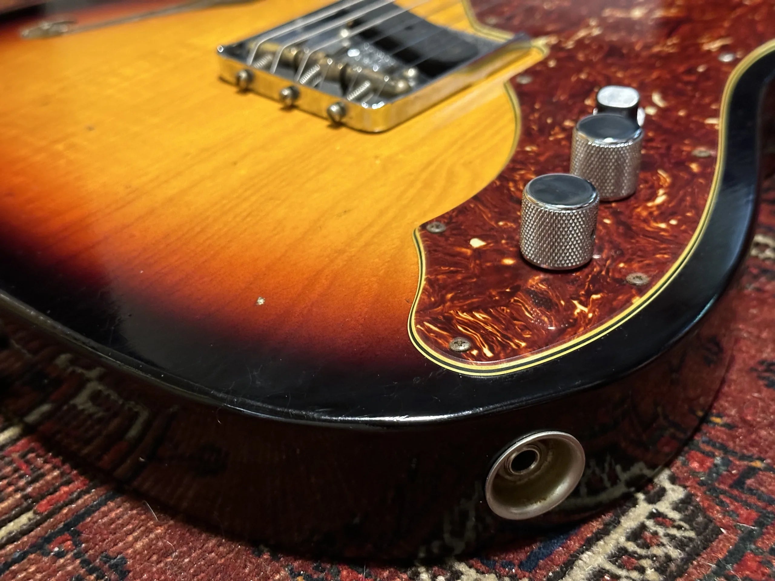 SOLD - 2020 Fender Custom Shop Telecaster Thinline '60s LTD Journeyman Sunburst