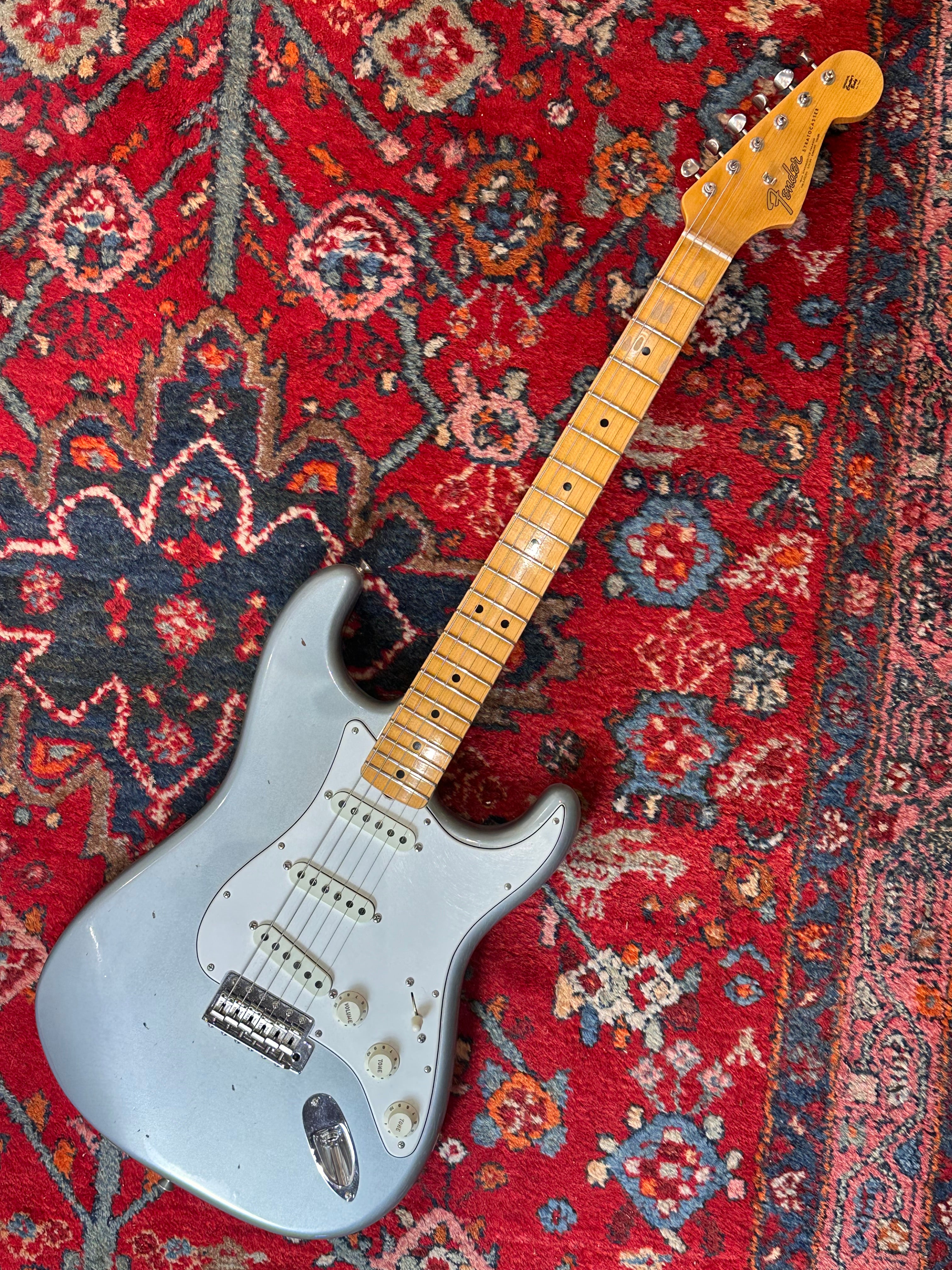 Fender Custom Shop '65 Journeyman Stratocaster 2018 Ice Blue Metalic