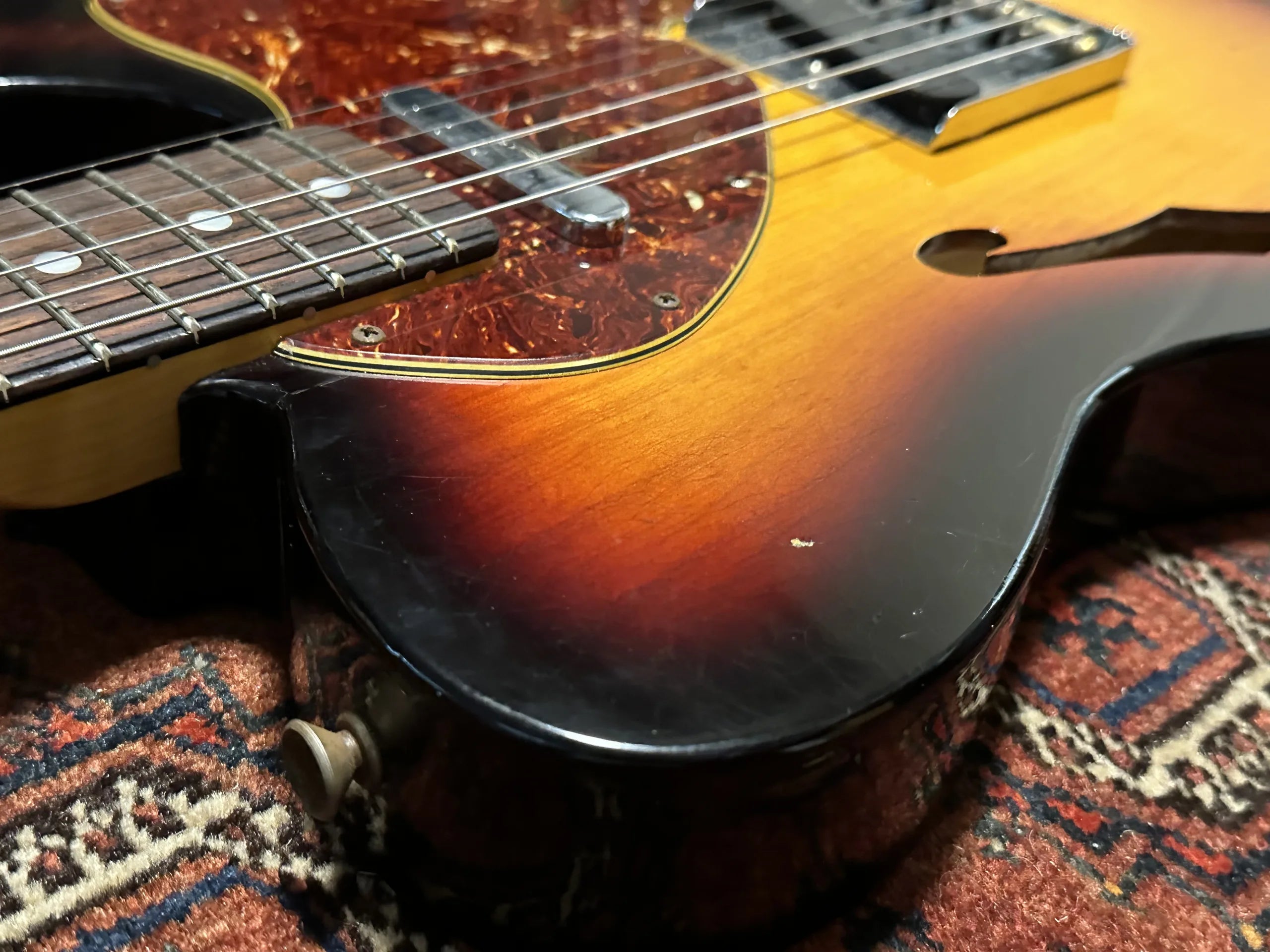 SOLD - 2020 Fender Custom Shop Telecaster Thinline '60s LTD Journeyman Sunburst