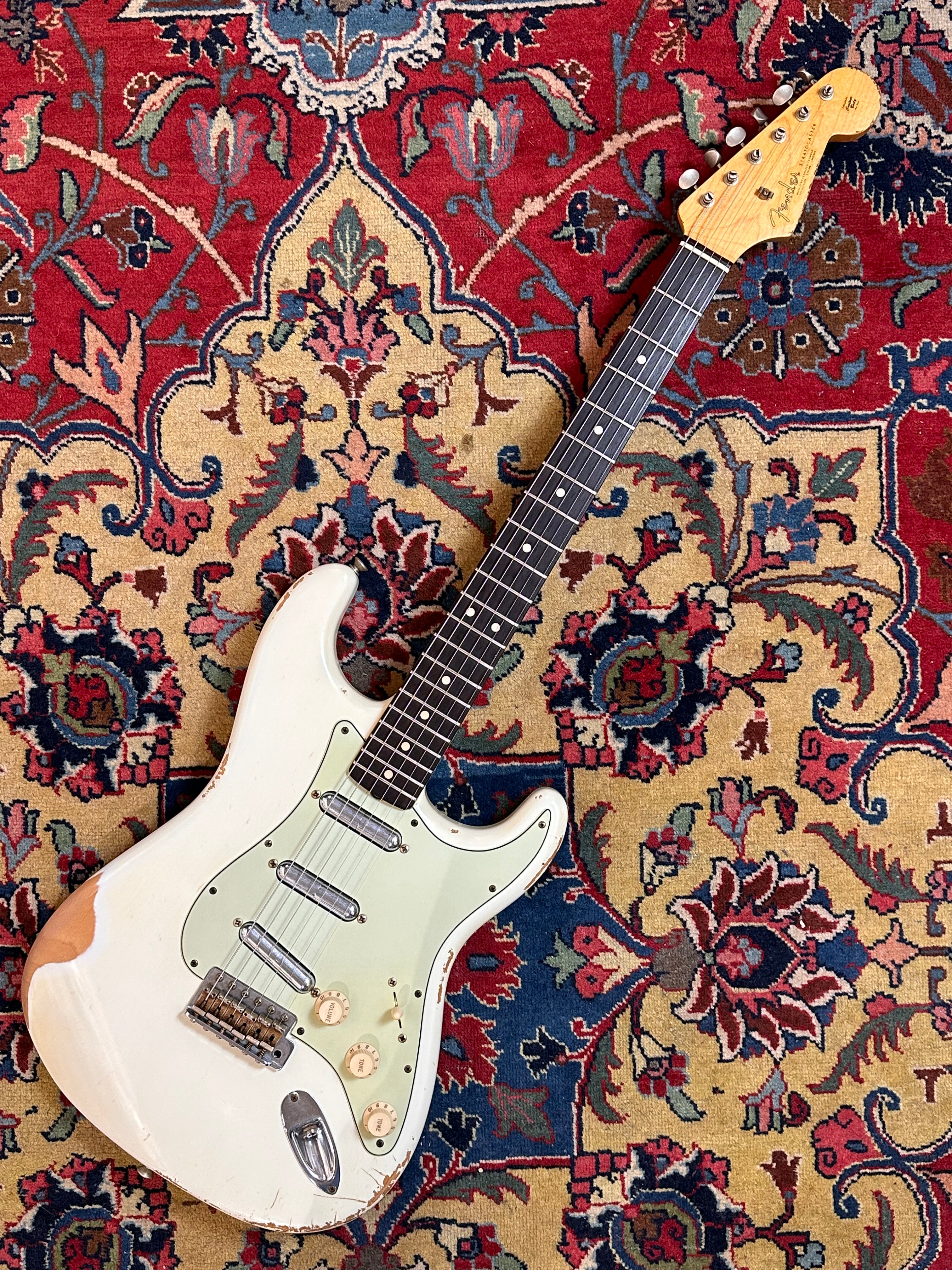 Fender Custom Shop '64 Heavy Relic (SRV Charley Inspired) 2008 Olympic White