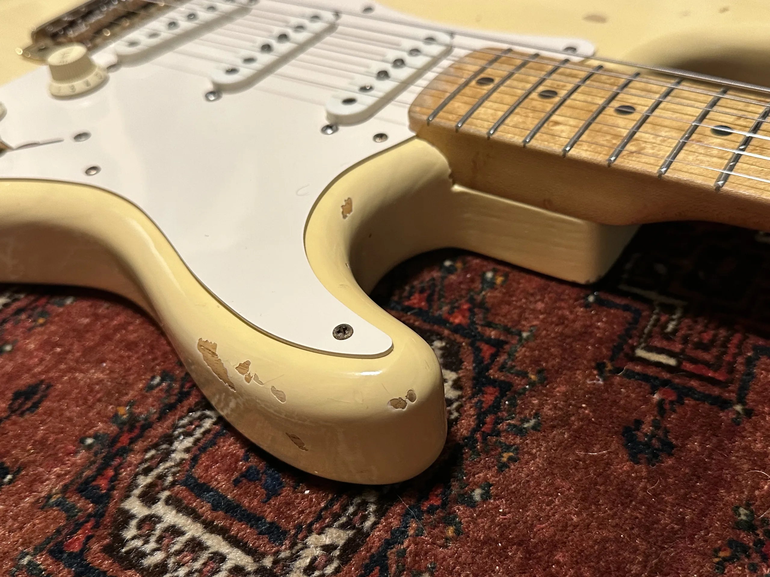 SOLD - 1997 Fender Custom Shop '50s Cunetto Relic Stratocaster Vintage Blonde
