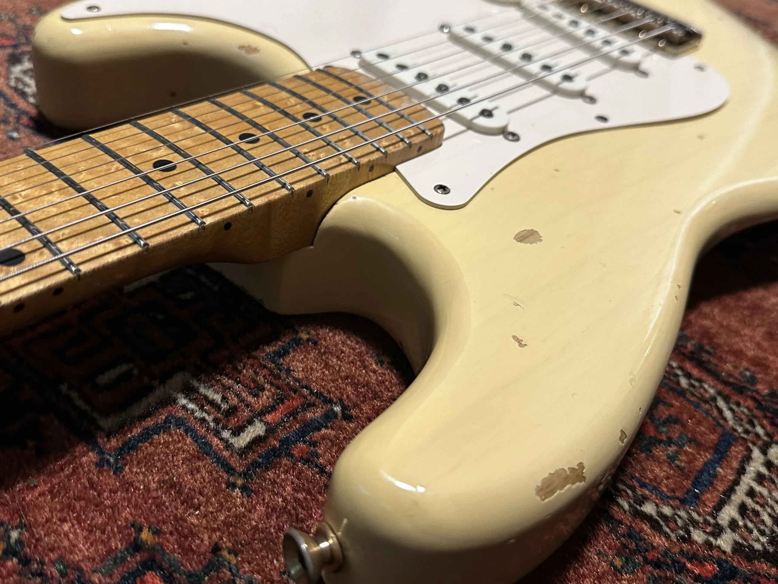 SOLD - 1997 Fender Custom Shop '50s Cunetto Relic Stratocaster Vintage Blonde