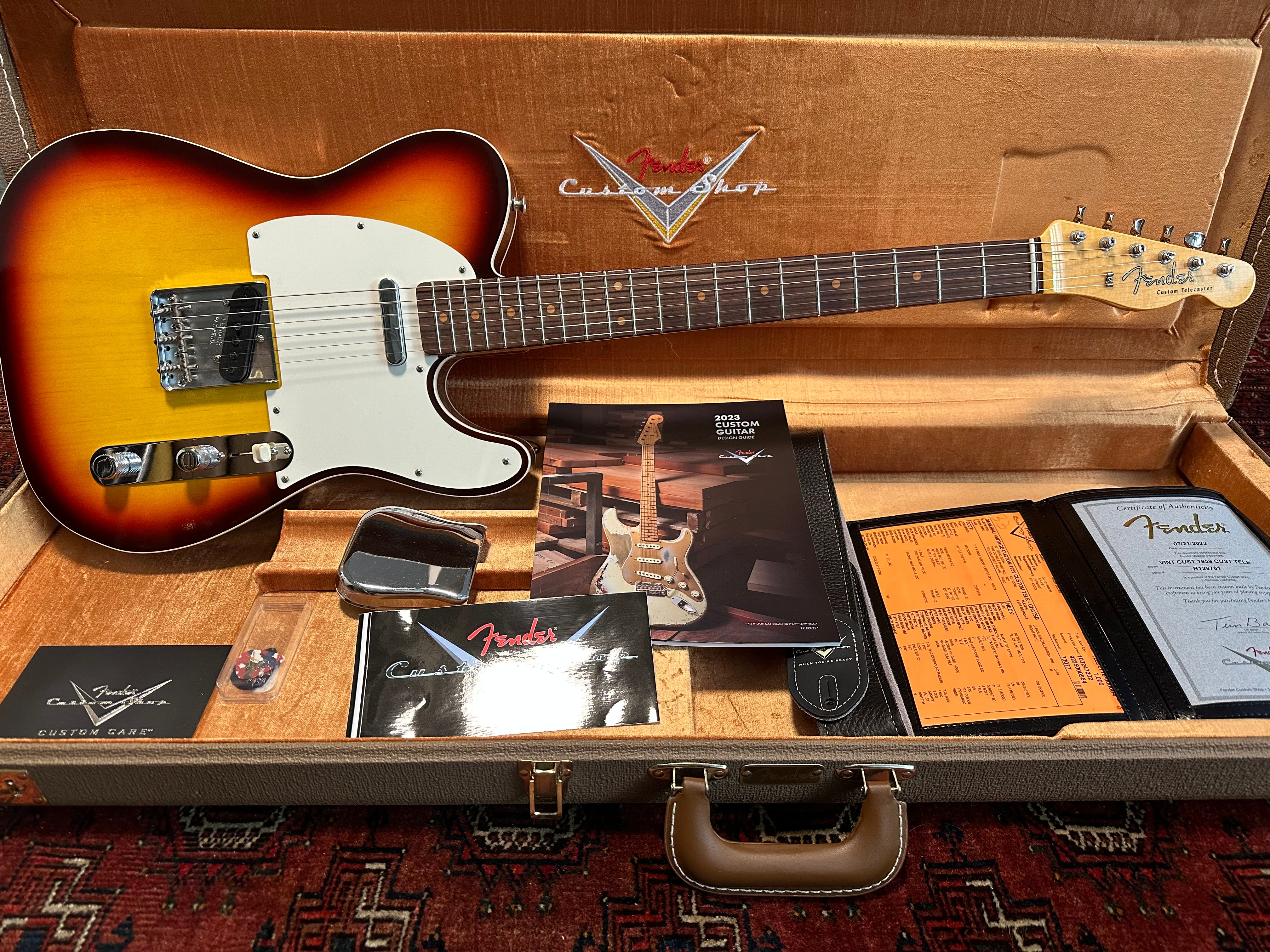 SOLD – 2023 Fender Custom Shop ’59 Vintage Custom NOS Telecaster Chocolate Sunburst
