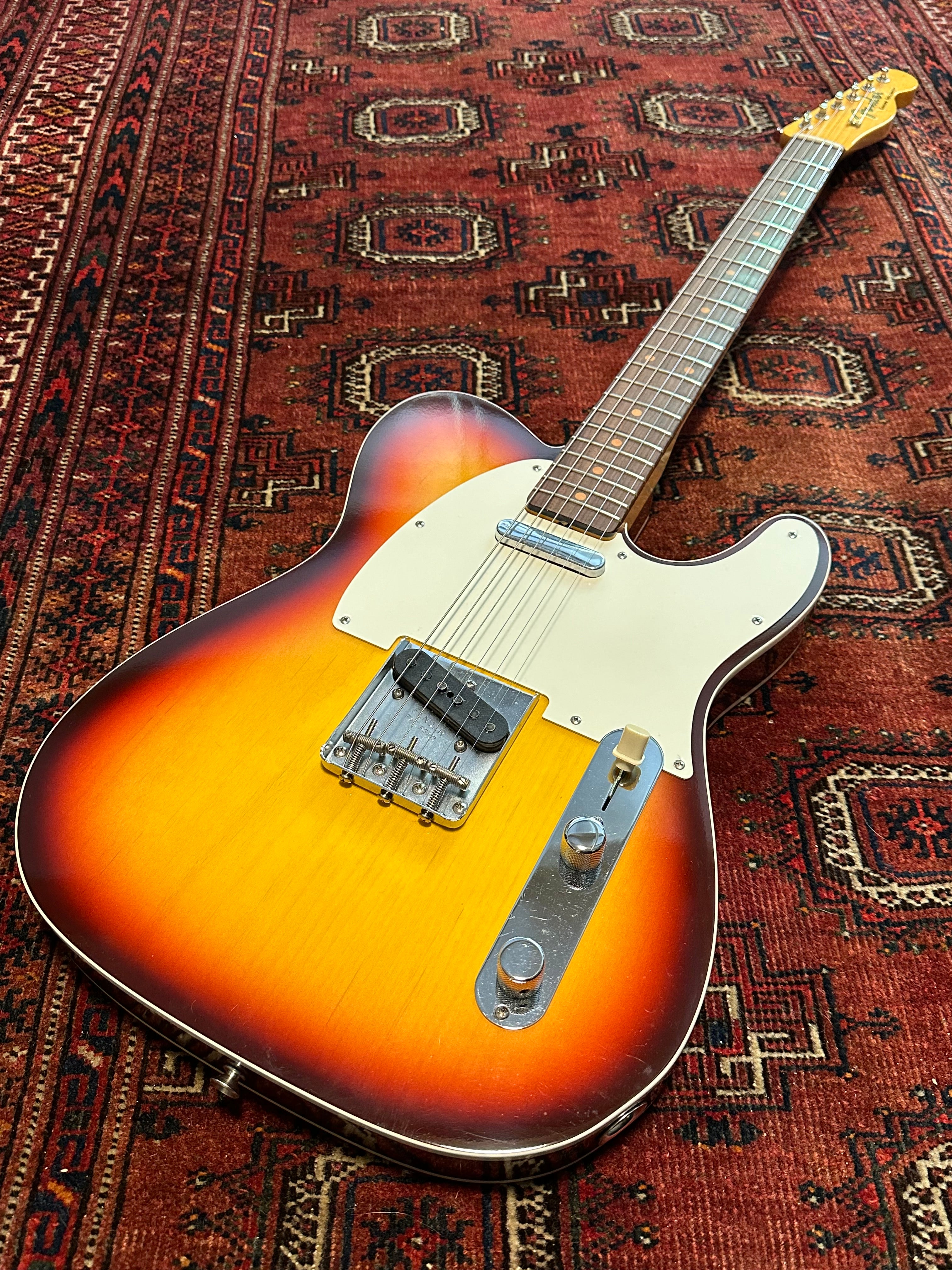 SOLD – 2023 Fender Custom Shop ’59 Vintage Custom NOS Telecaster Chocolate Sunburst