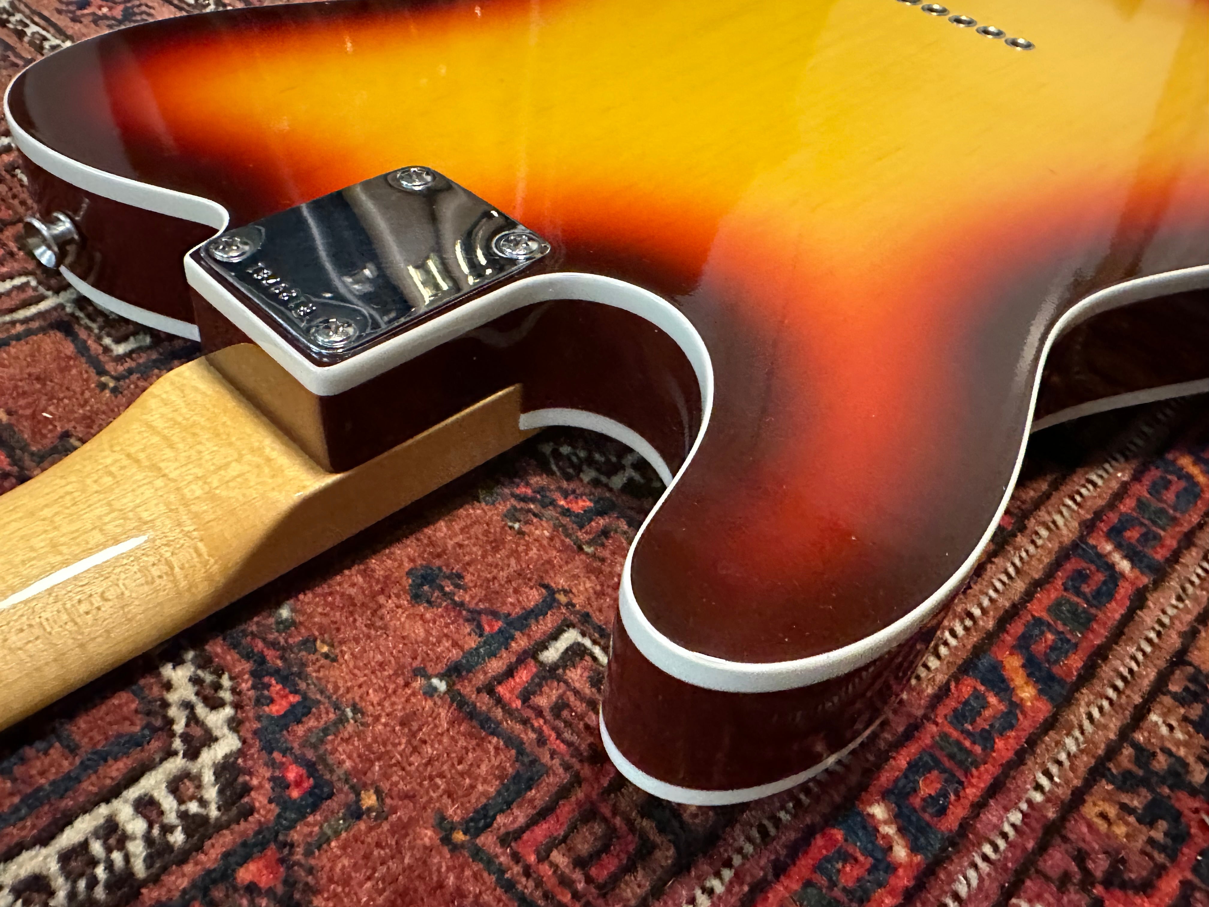 SOLD – 2023 Fender Custom Shop ’59 Vintage Custom NOS Telecaster Chocolate Sunburst
