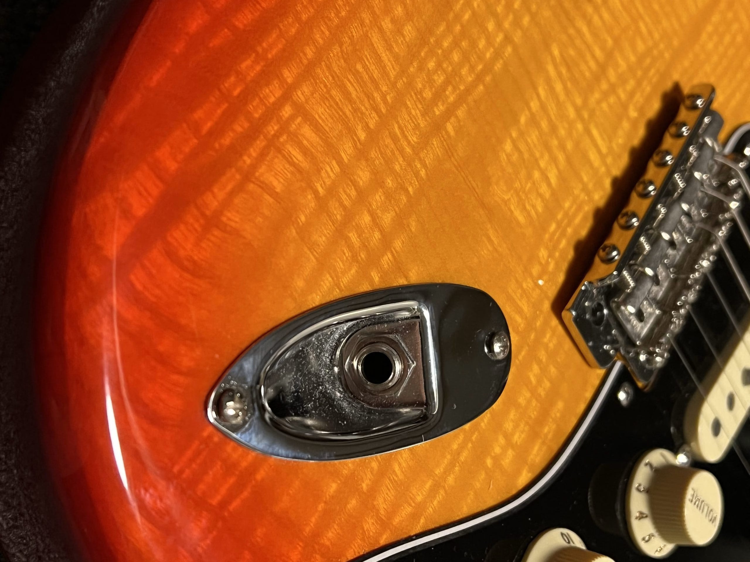 SOLD - 2019 Rarities American Original 60s Flame Ash Top Plasma Red Burst