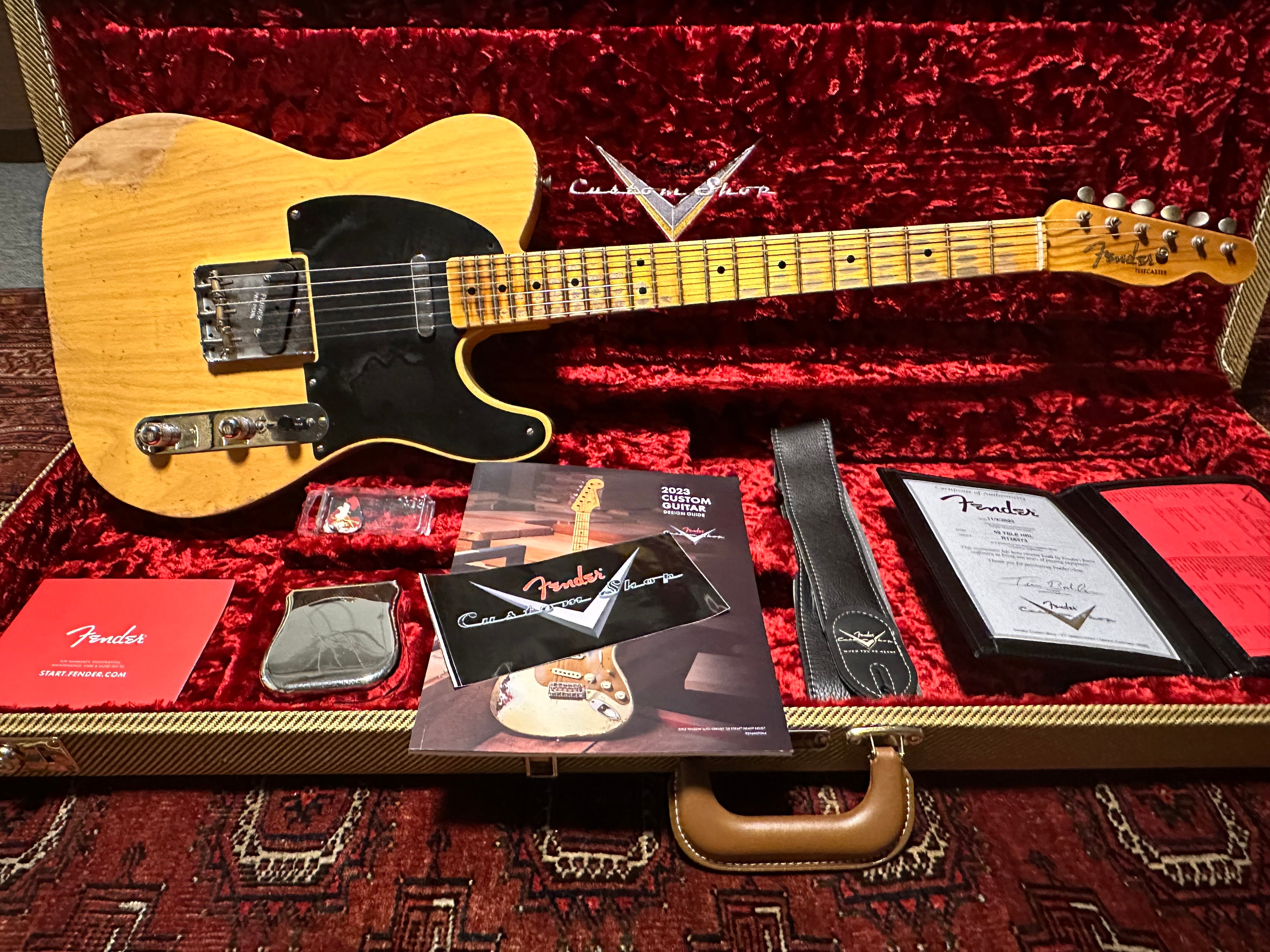 SOLD – 2023 Fender Custom Shop ’52 LTD Heavy Relic Blonde