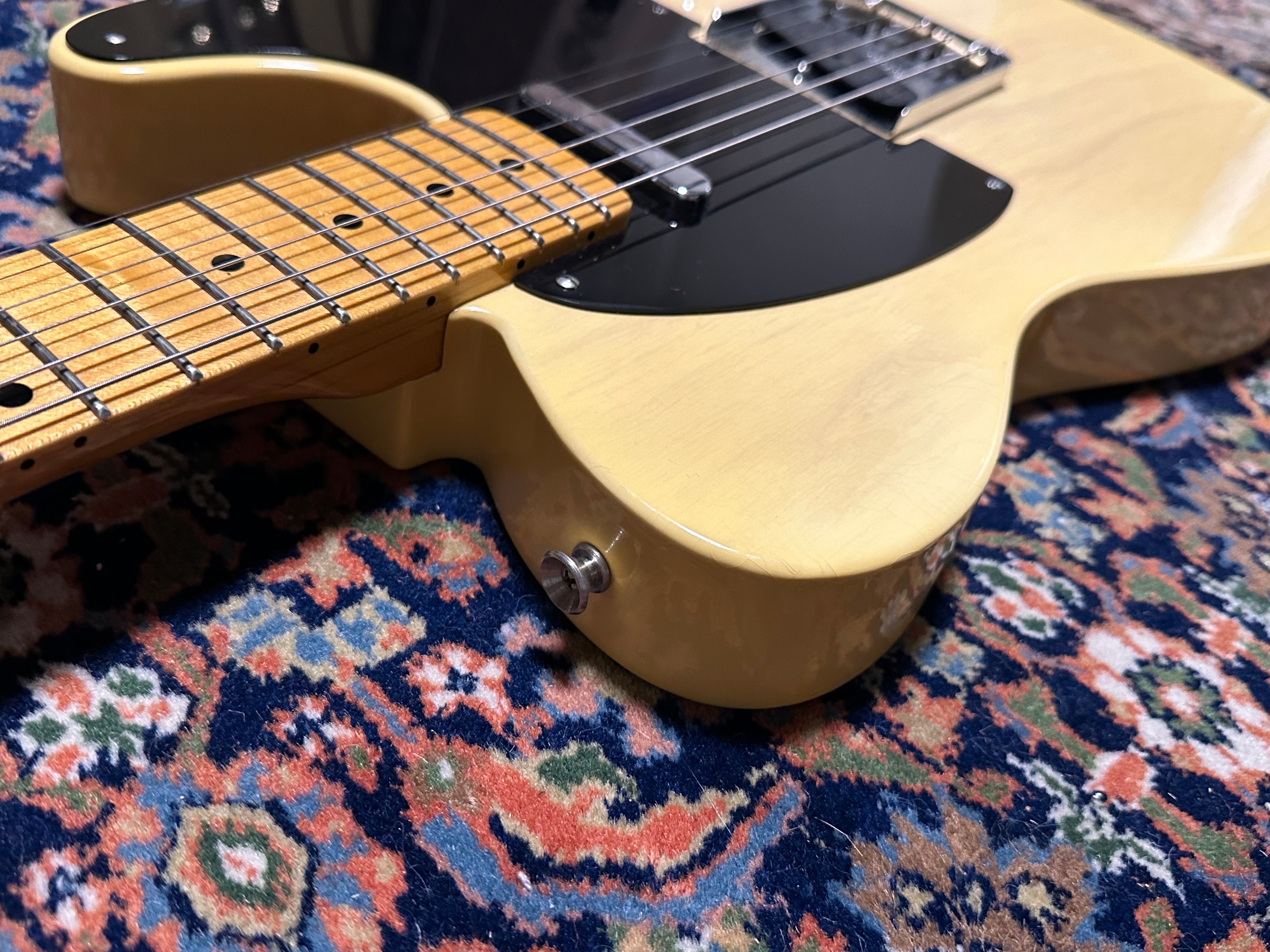 SOLD – 2021 Fender Custom Shop ’52 LTD Closet Classic Telecaster Blonde