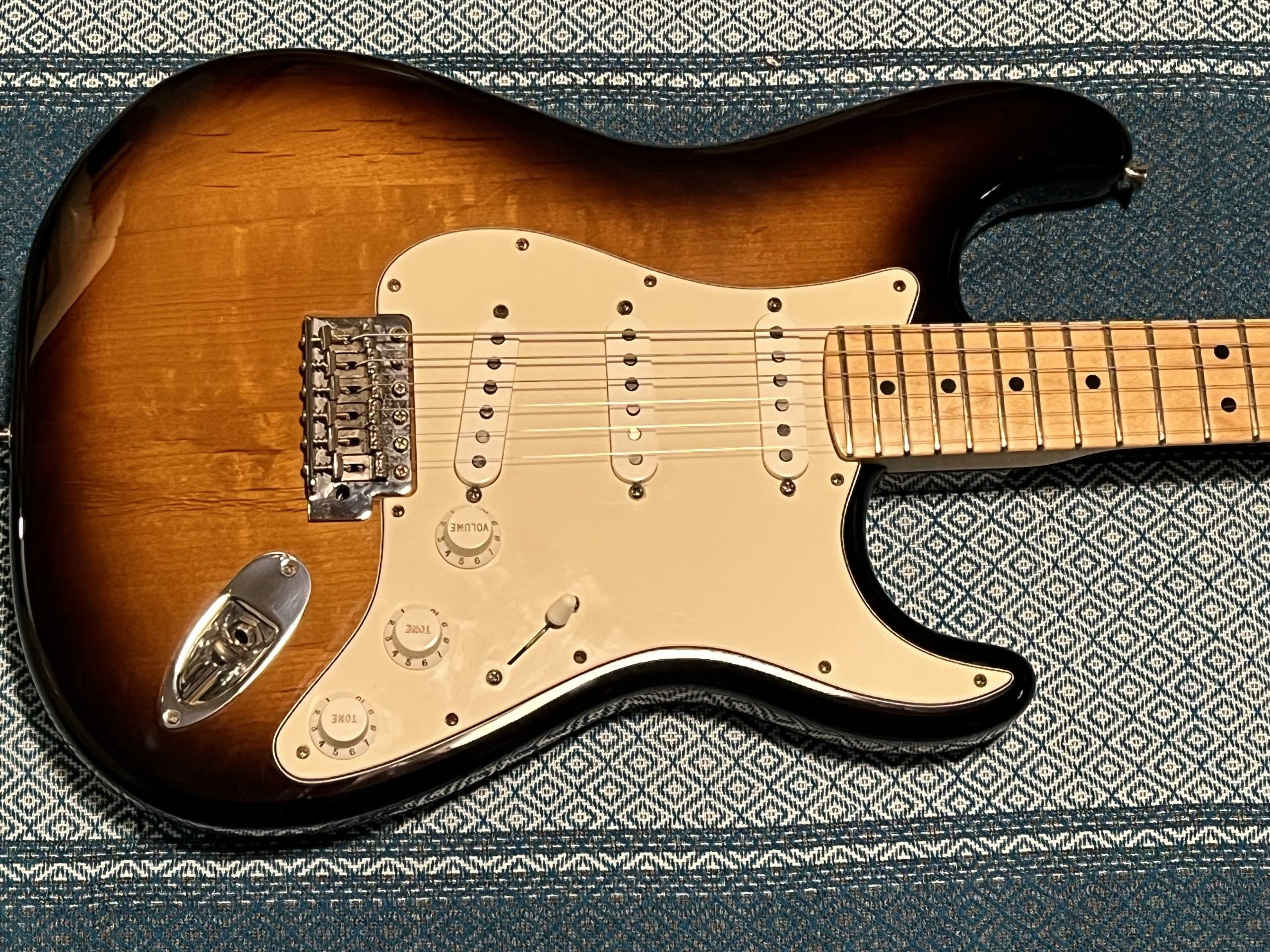 SOLD - 2009 American Special Stratocaster 2 Tone Sunburst