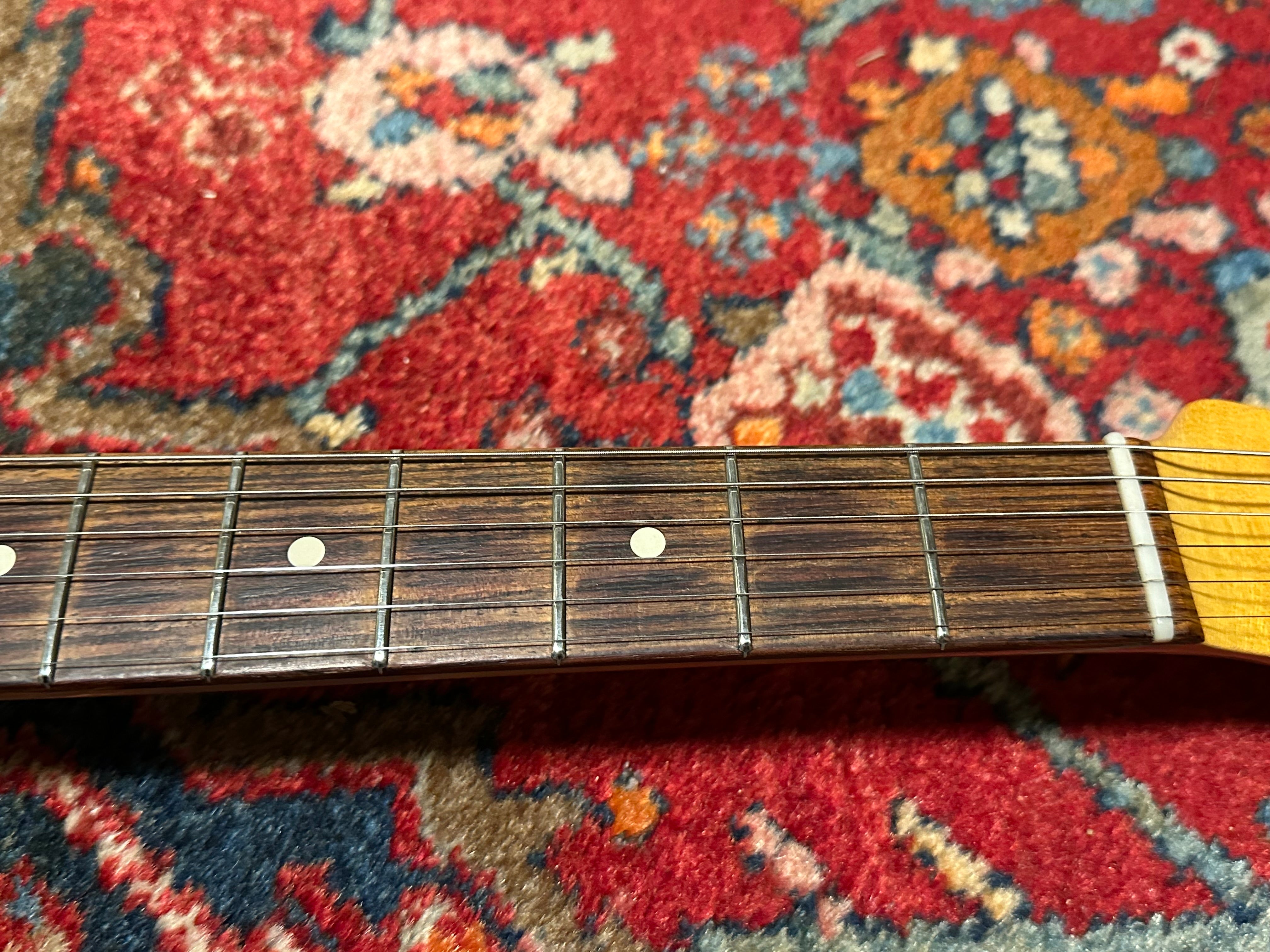 Fender Custom Shop ’60s Duo Tone LTD Abigail Ybarra pickups Relic Telecaster 2012 Sunburst