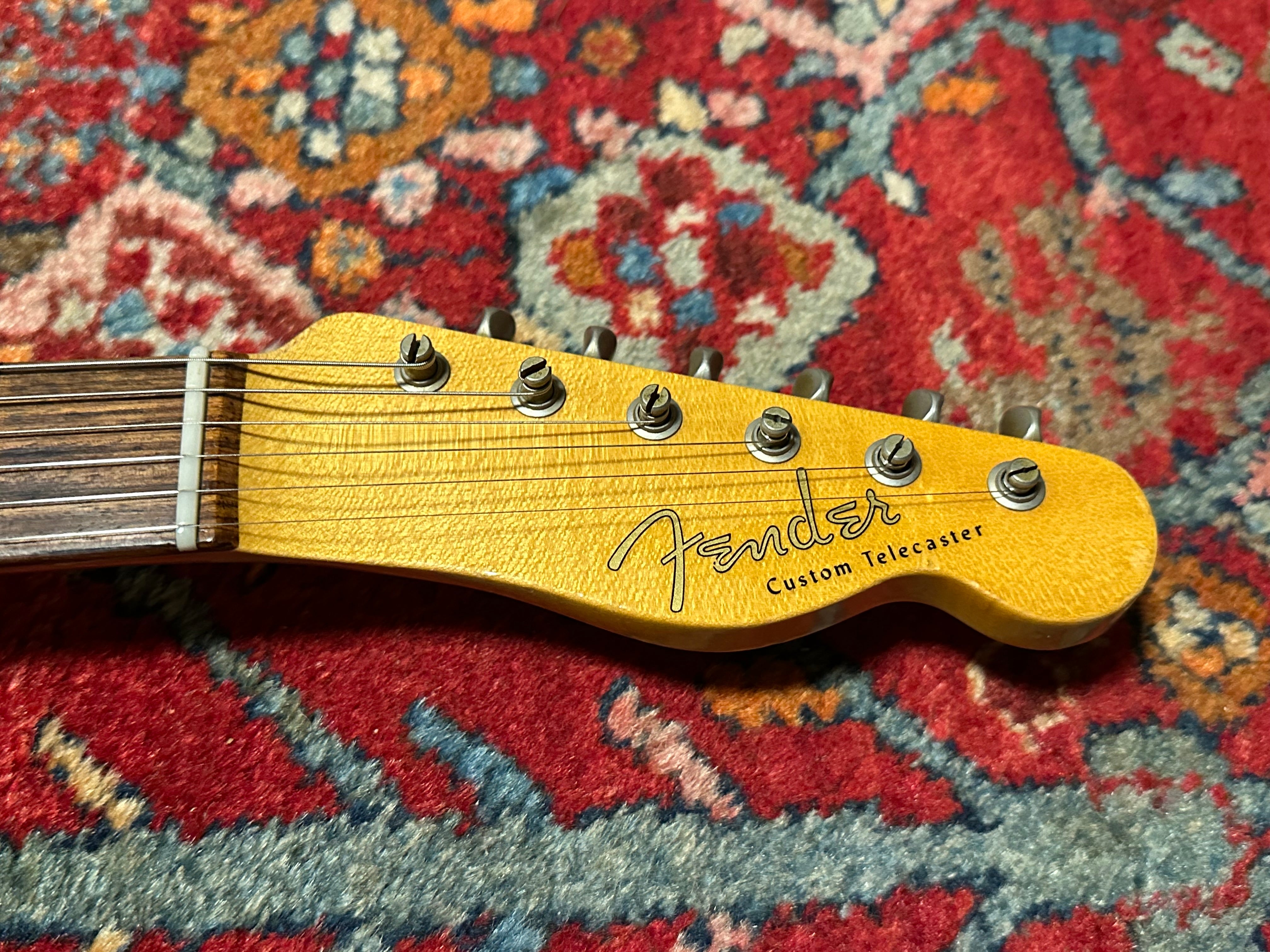 Fender Custom Shop ’60s Duo Tone LTD Abigail Ybarra pickups Relic Telecaster 2012 Sunburst