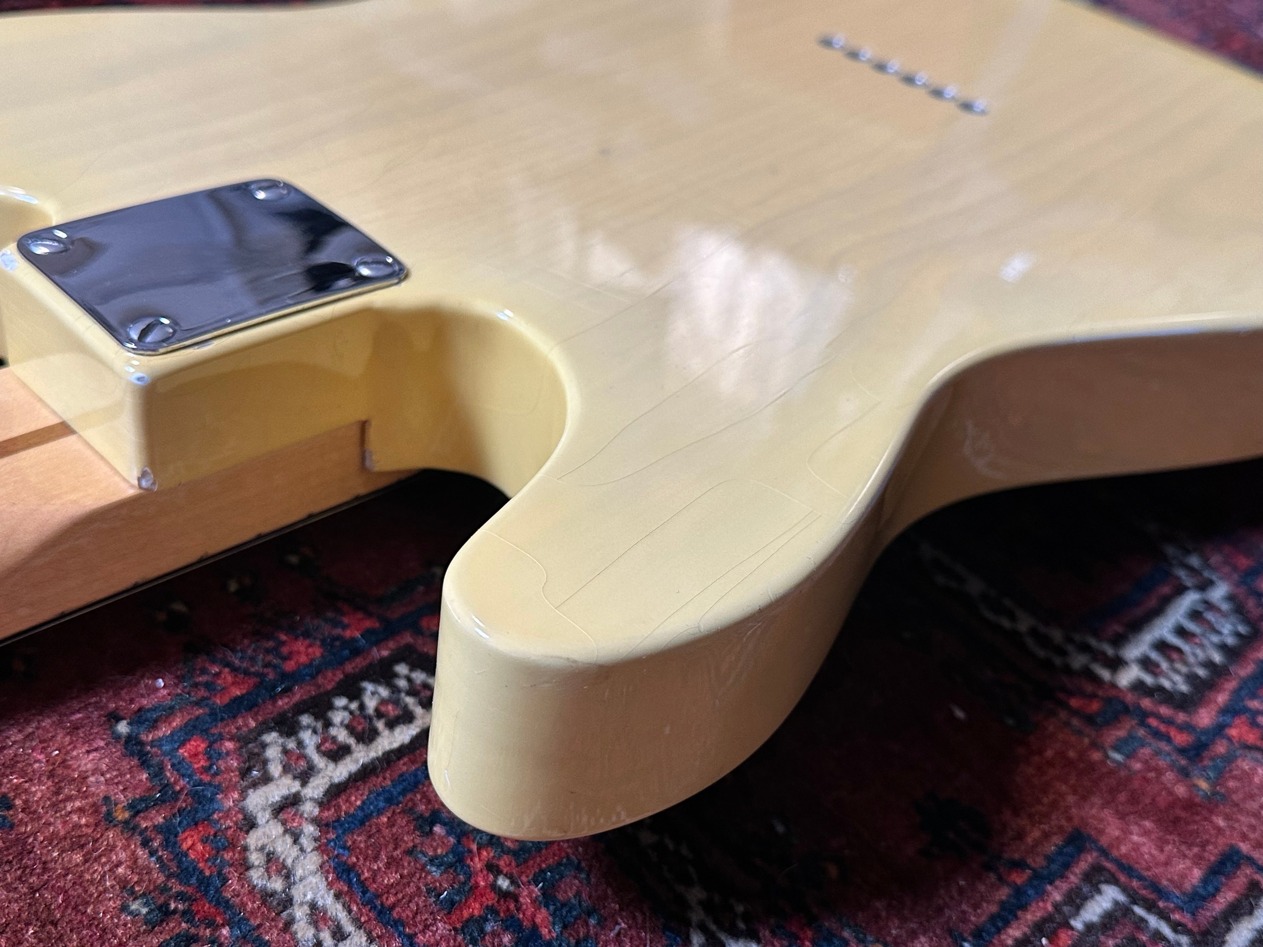SOLD – 1999 Fender Custom Shop ’51 NOS Nocaster Blonde