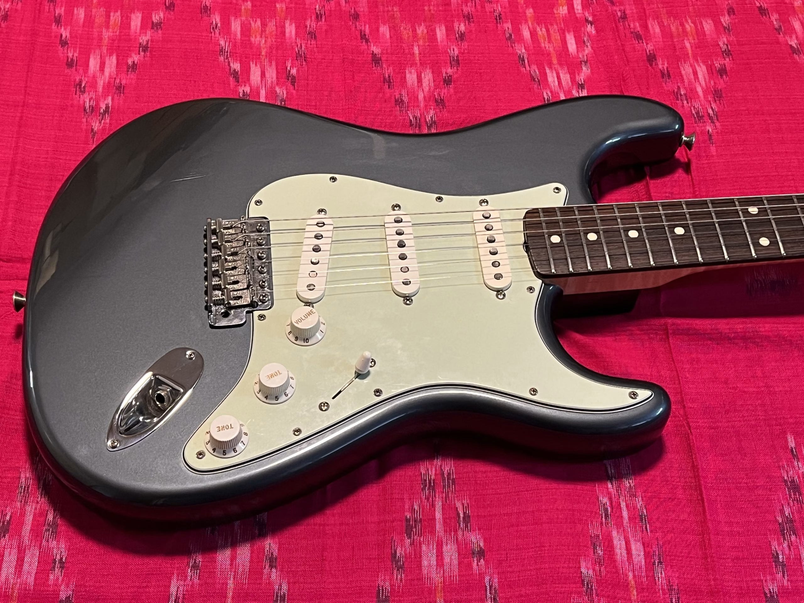 SOLD - 2008 Custom Shop 60 NOS Stratocaster Grey