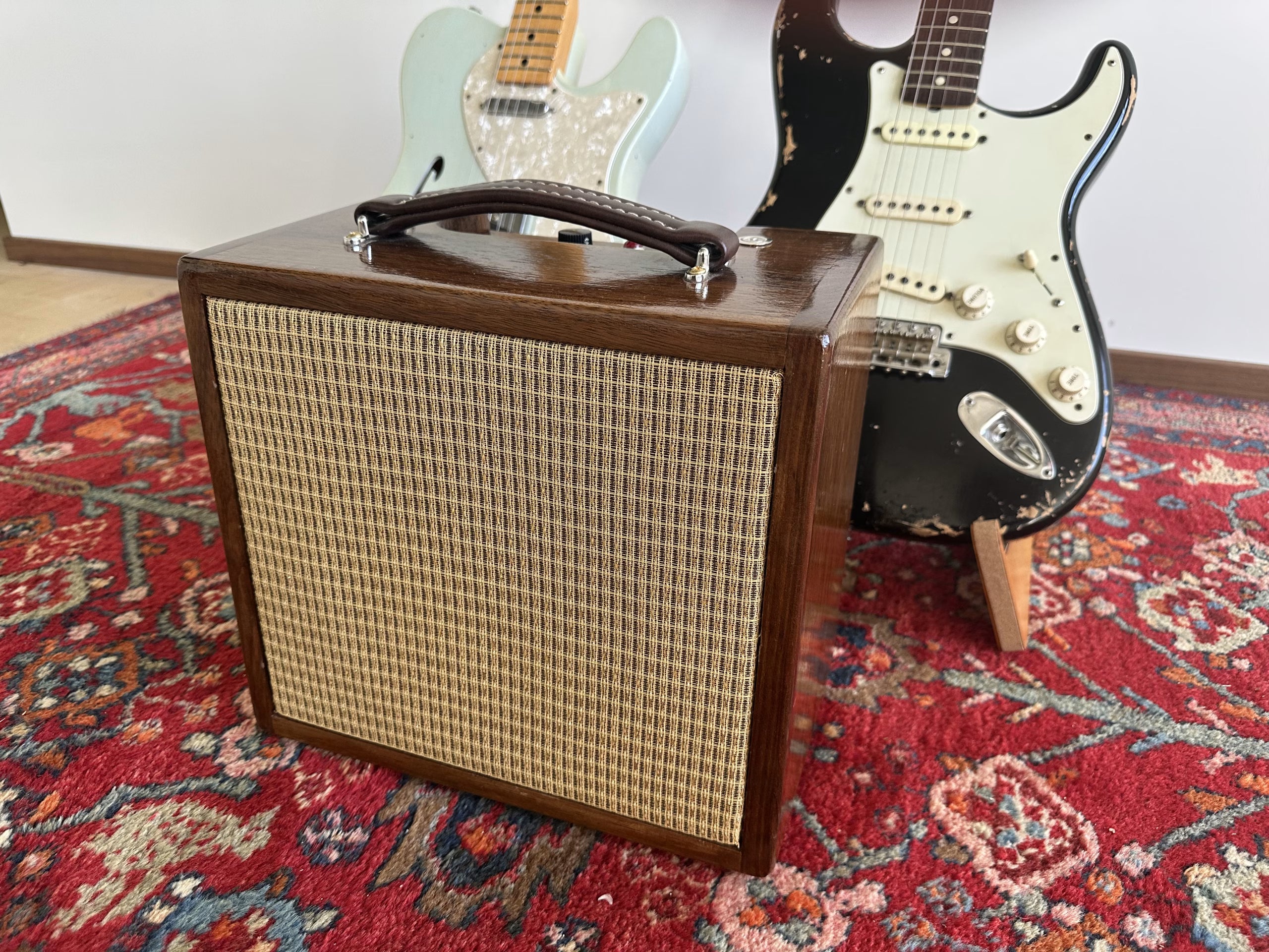 IFNESS Handbuilt Fender Champ based Amp African Oak wood