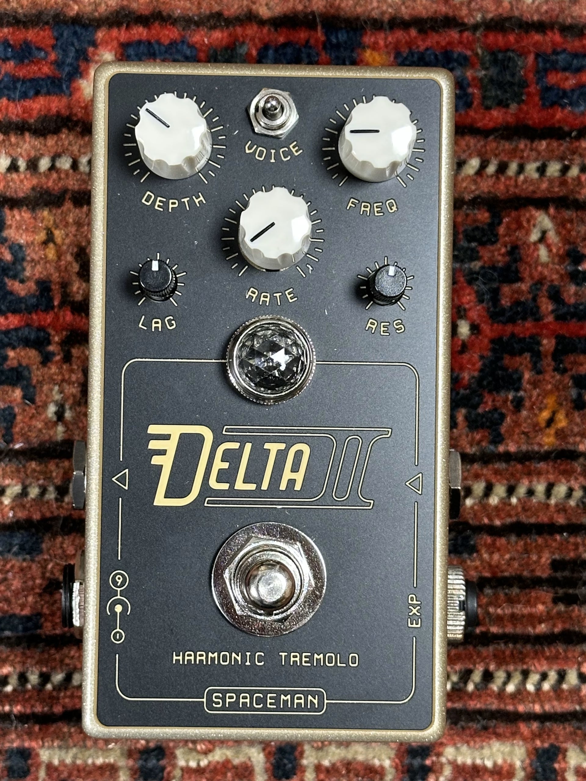 SOLD - Spaceman Delta II gold Tremelo