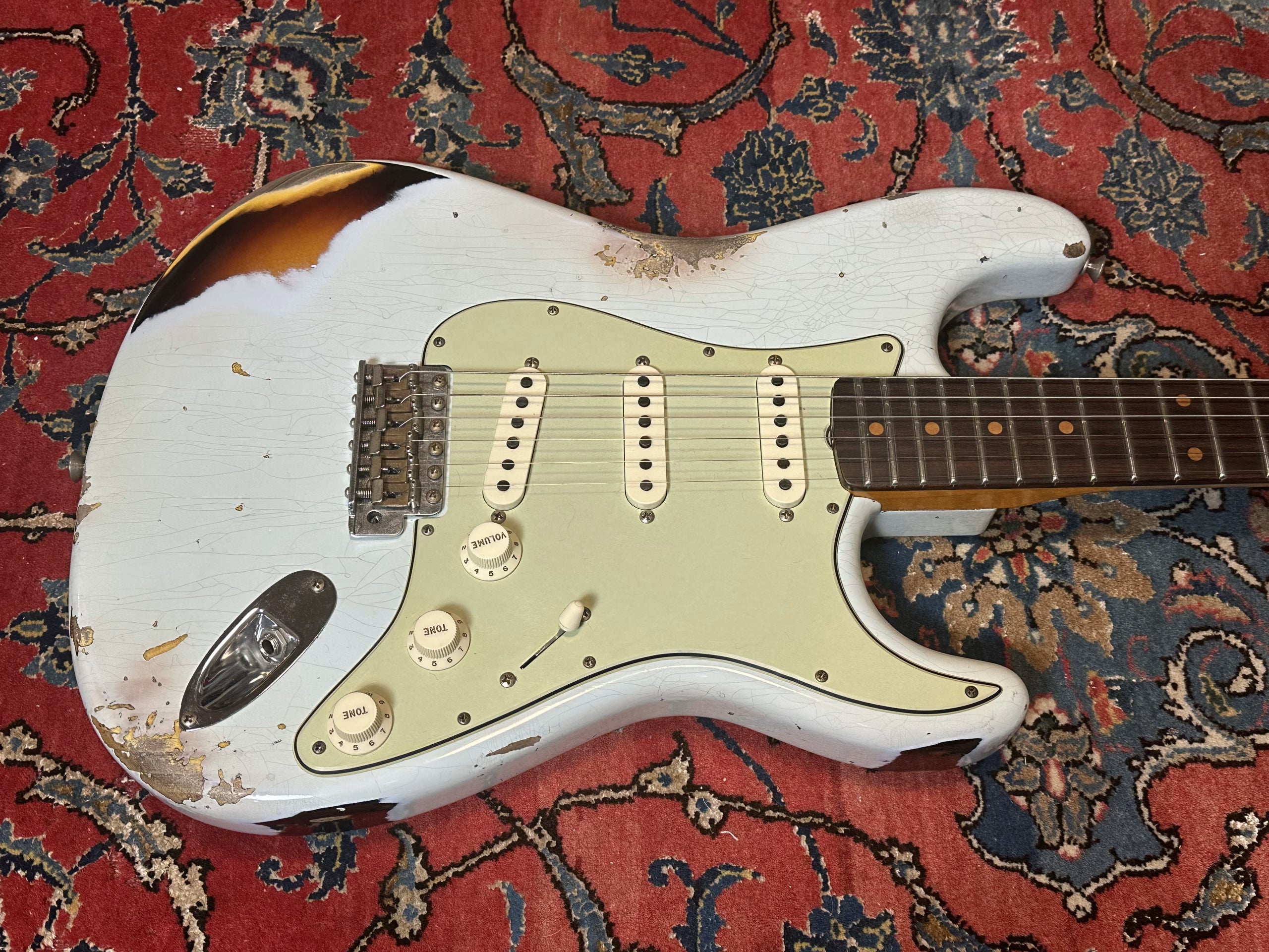 Fender Custom Shop '61 Heavy Relic Stratocaster 2022 Sonic Blue over Sunburst