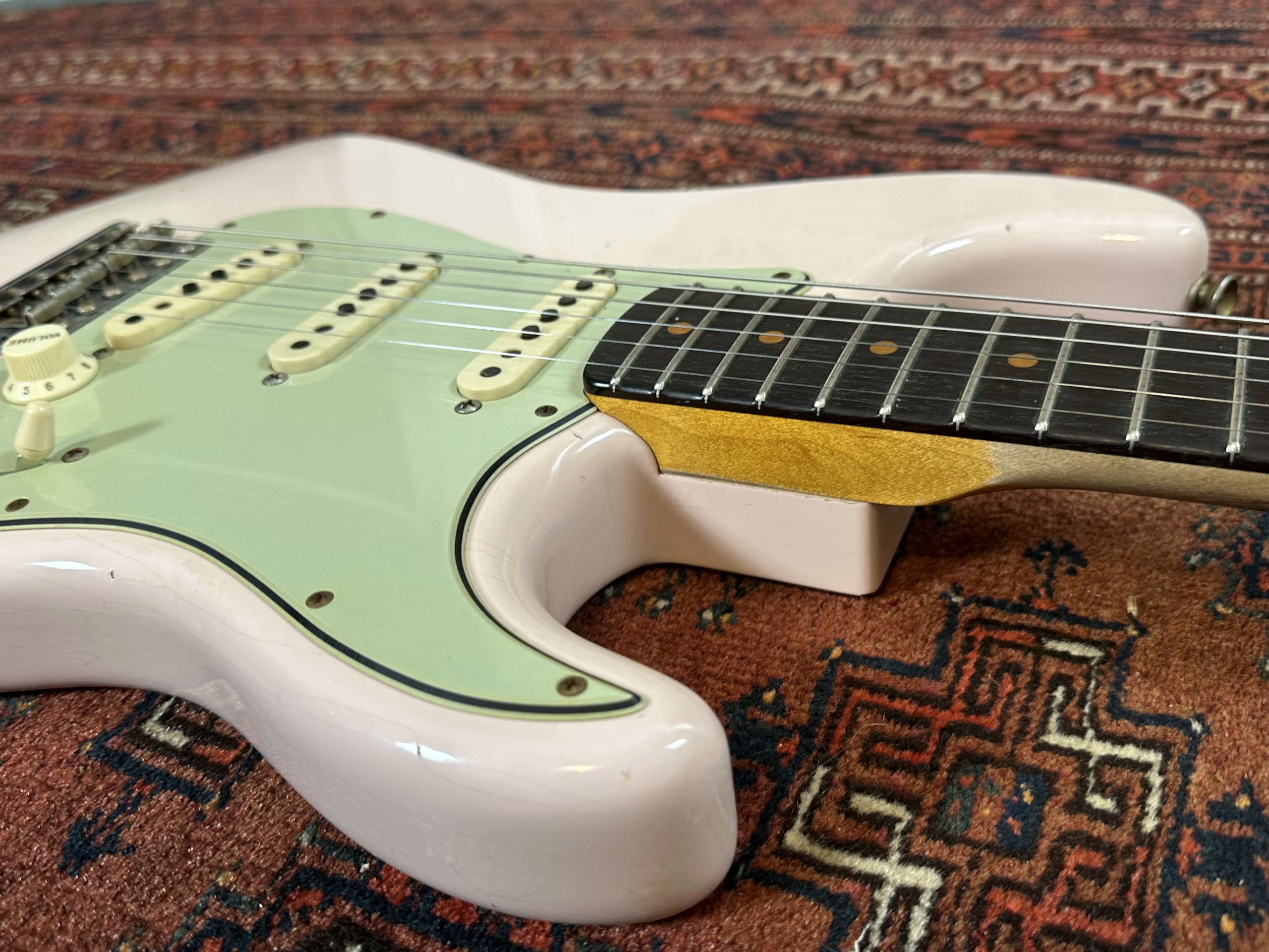 SOLD - 2022 Fender Custom Shop '60 LTD Journeyman Stratocaster Shell Pink