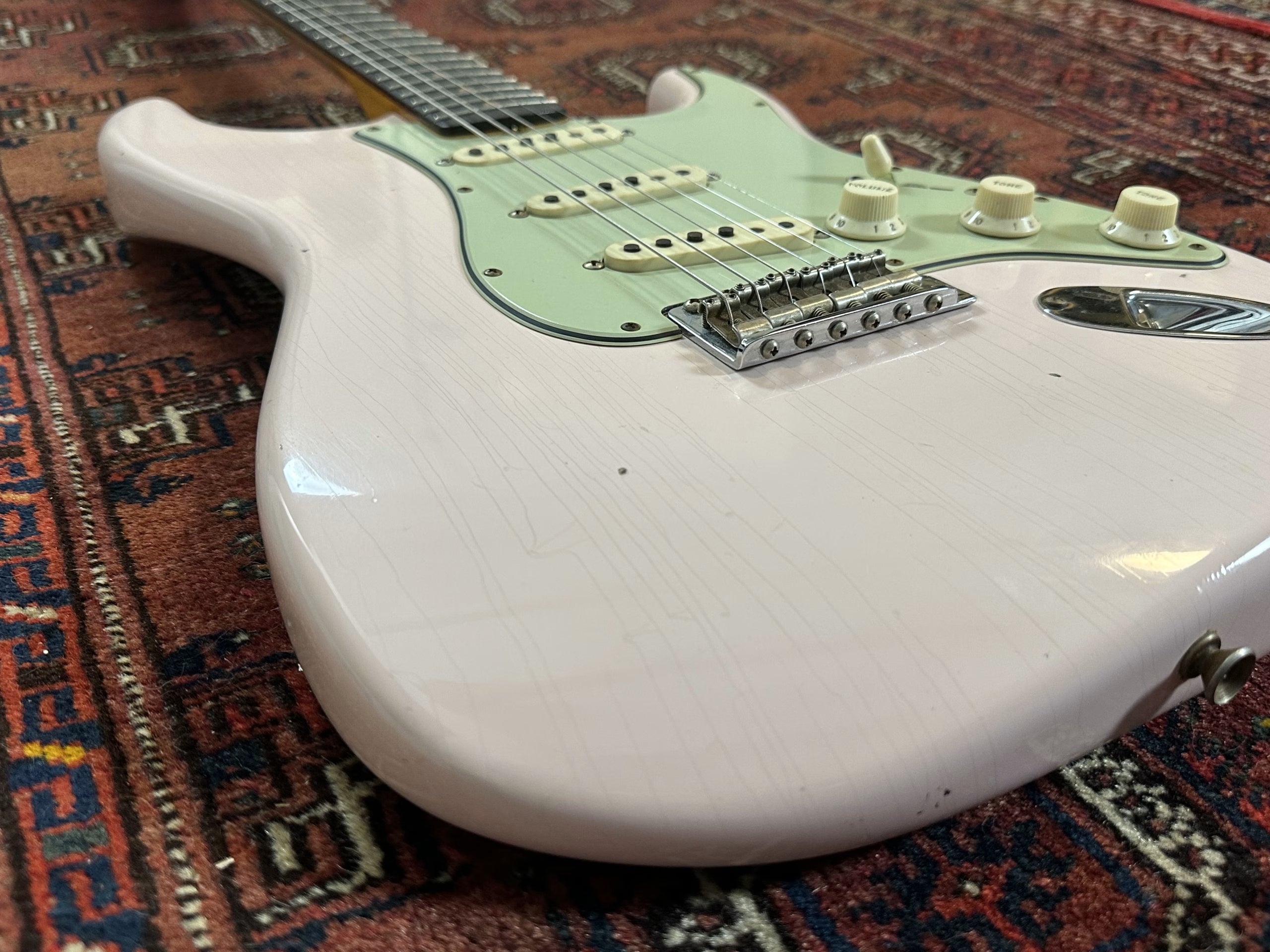 SOLD - 2022 Fender Custom Shop '60 LTD Journeyman Stratocaster Shell Pink