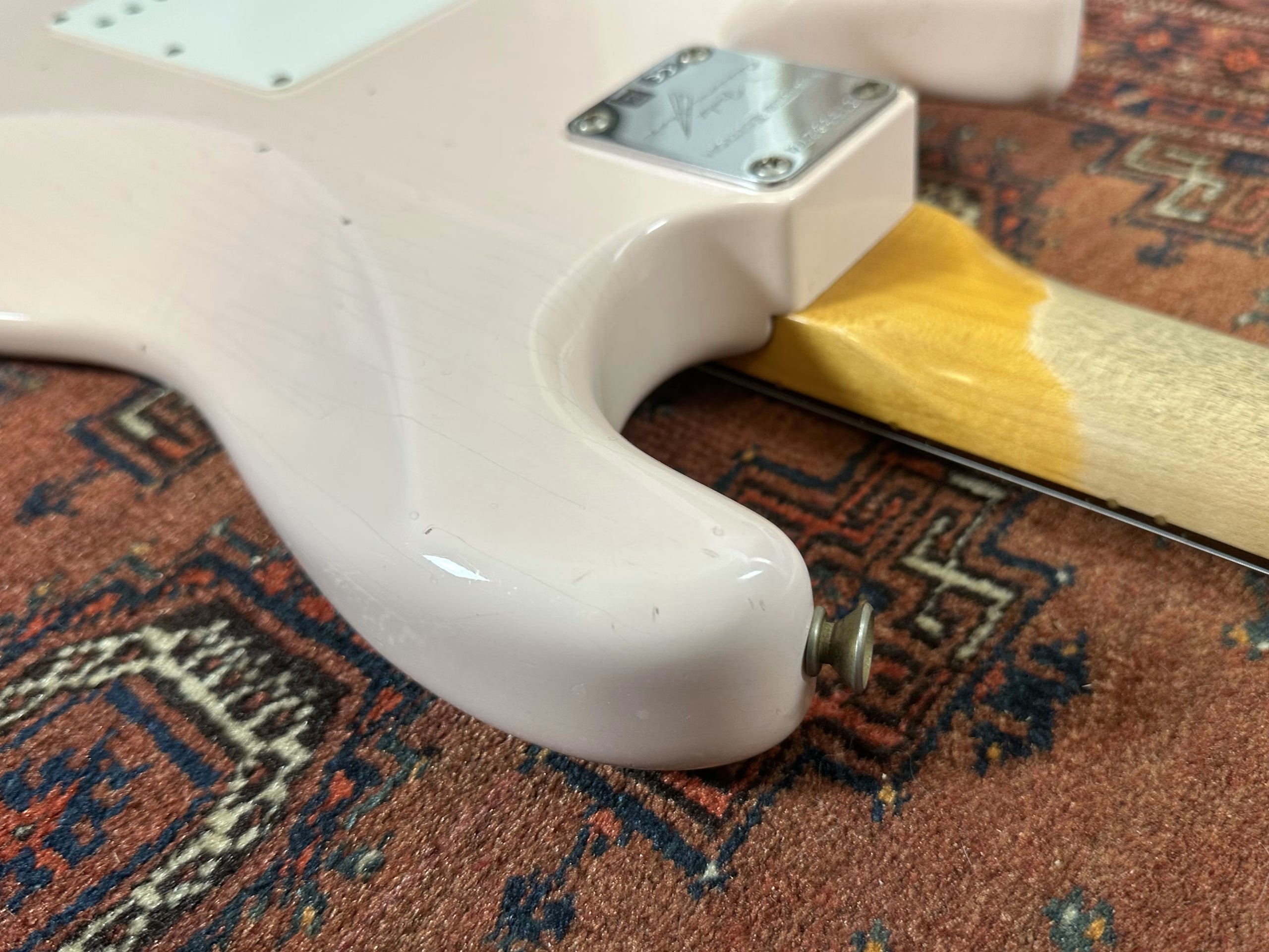 SOLD - 2022 Fender Custom Shop '60 LTD Journeyman Stratocaster Shell Pink